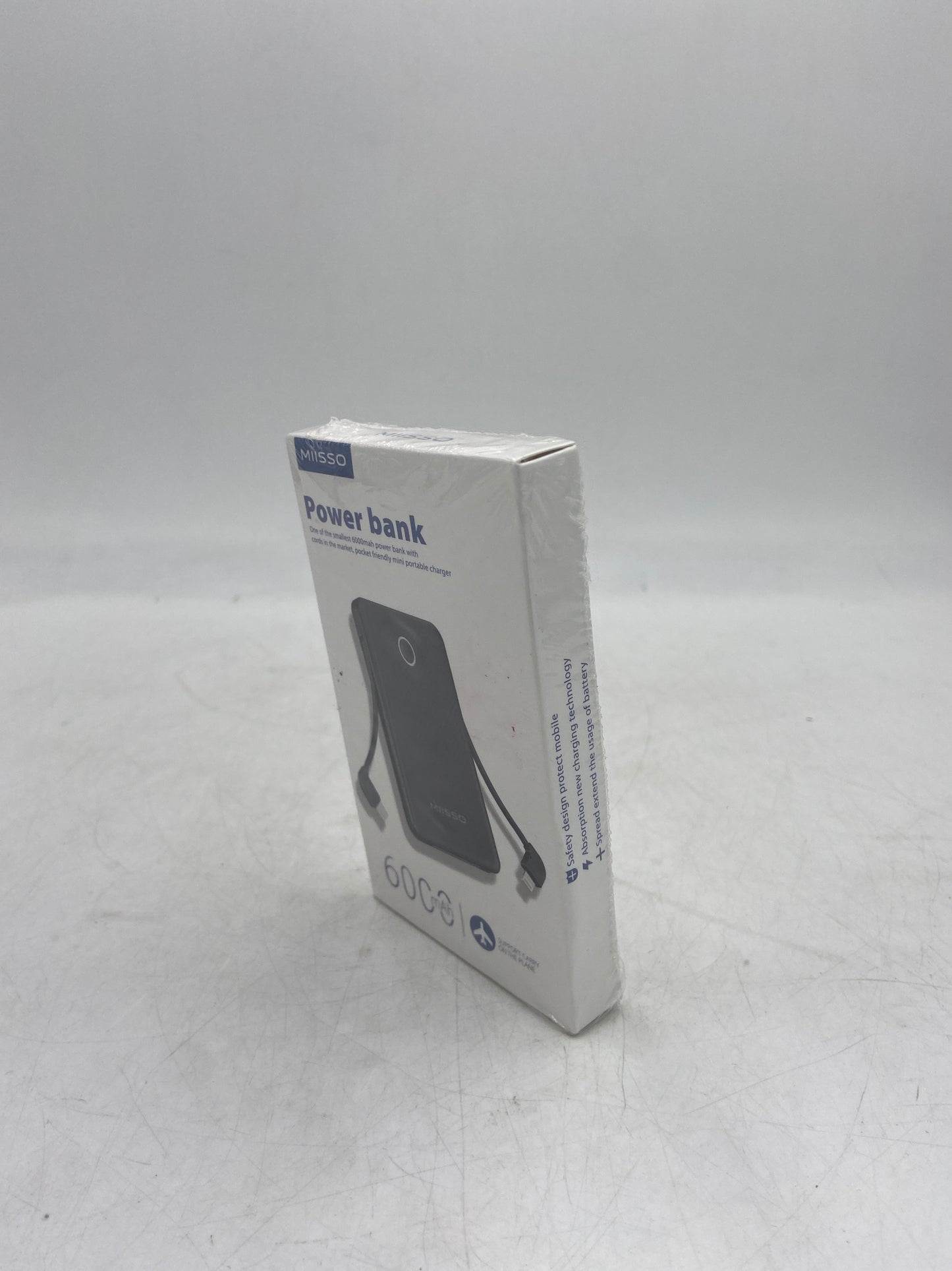 New MIISSO 6000 mAh Ultra Slim Multiple Device Power Bank