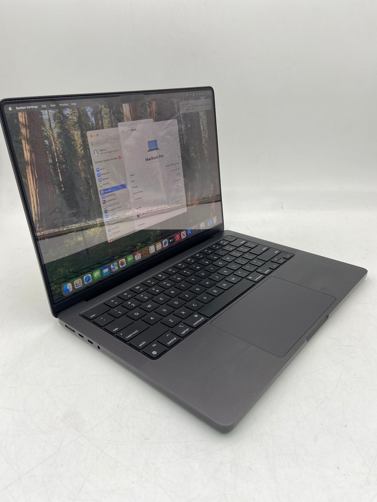 2023 Apple MacBook Pro 14" M3 Pro 12C GPU 4.0GHz 18GB RAM 512GB SSD A2992