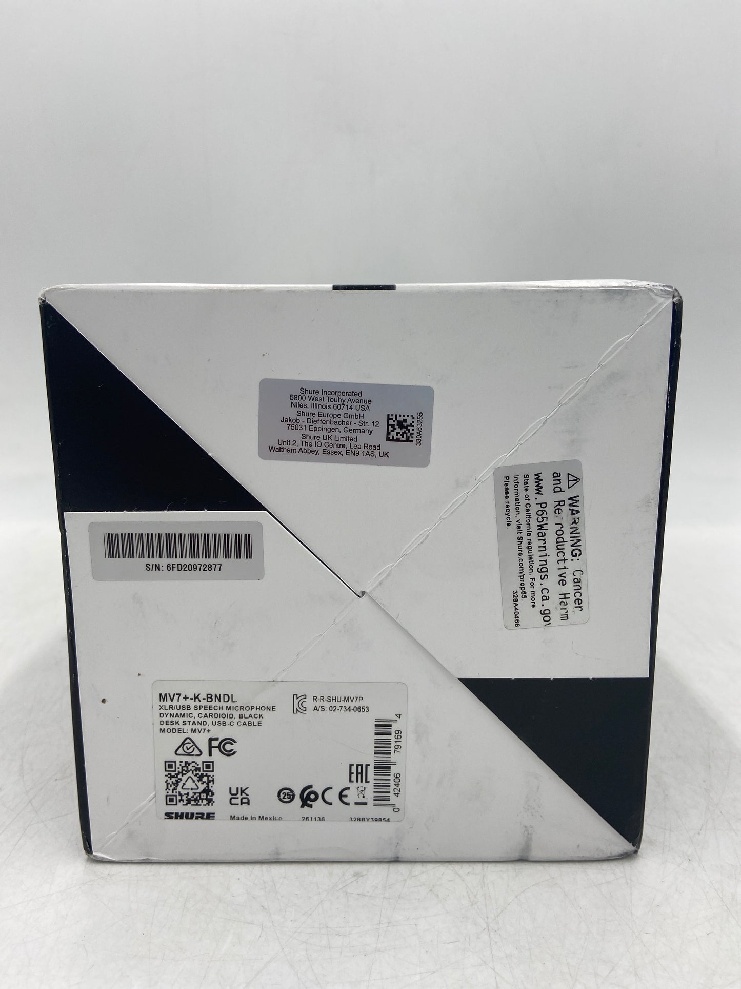 New Shure MV7+ Podcast Kit Content Microphone 02 7340653 RGB