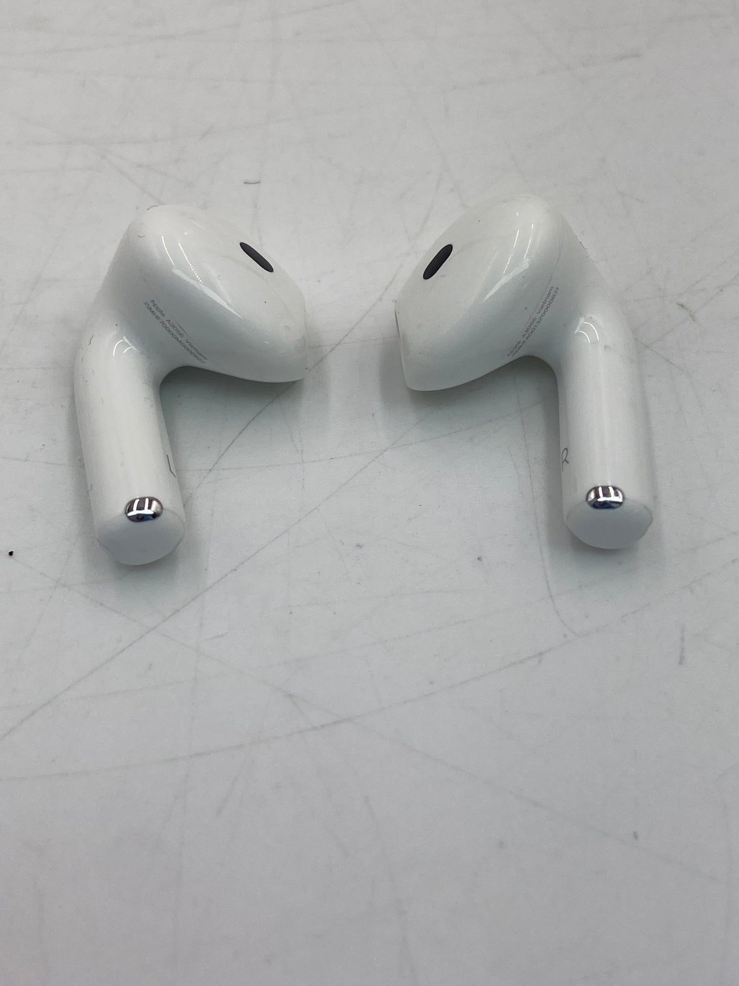 Apple AirPods 4th Gen ANC with MagSafe Charging Case A3056 A3055 A3059 MXP93LL/A Wireless In-Ear Bluetooth Headphones