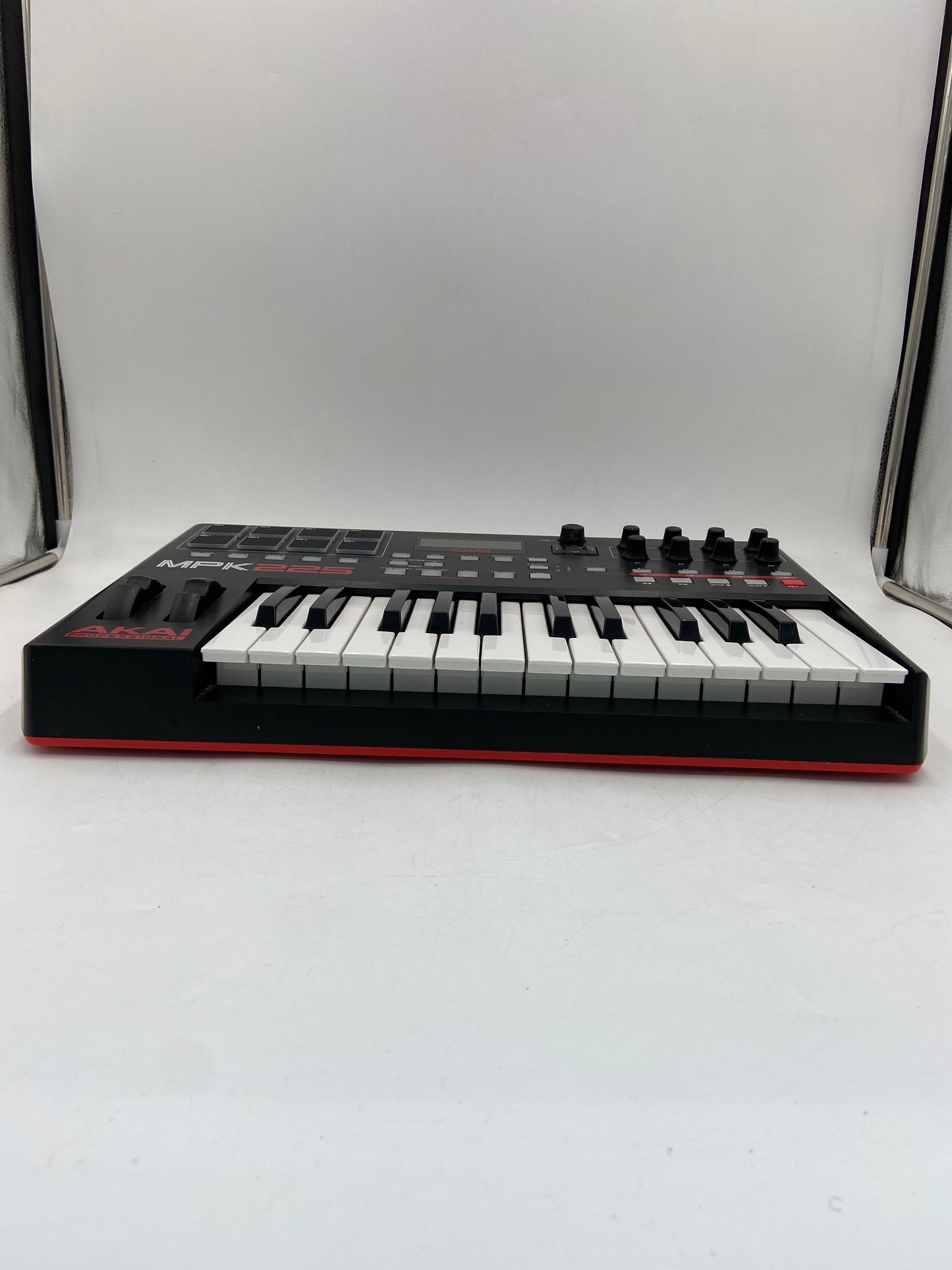 Akai Professional MPK225 Keyboard Controller