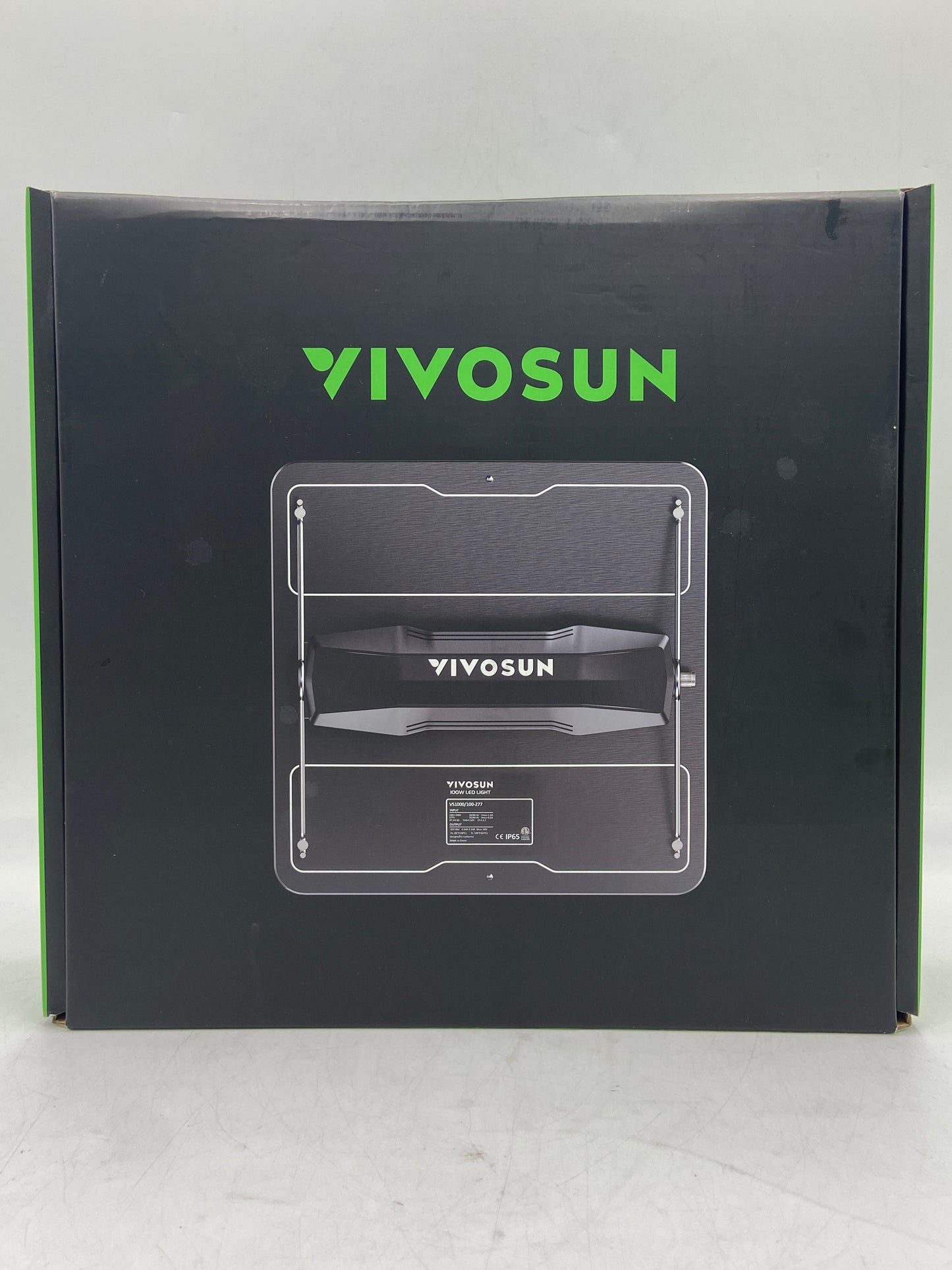 New Open Box Vivosun VS1000 LED Light Plant Growing Lamp LED-100NJ