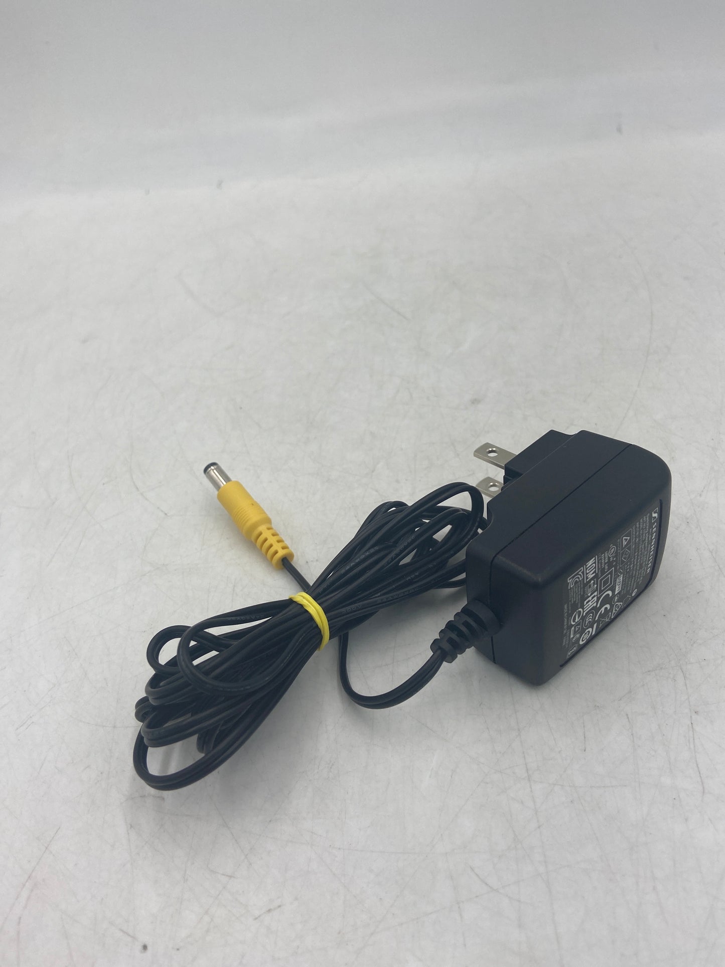 Sennheiser XS Wireless + XS Wireless 2 Receiver and Handheld Transmitter EM XSW