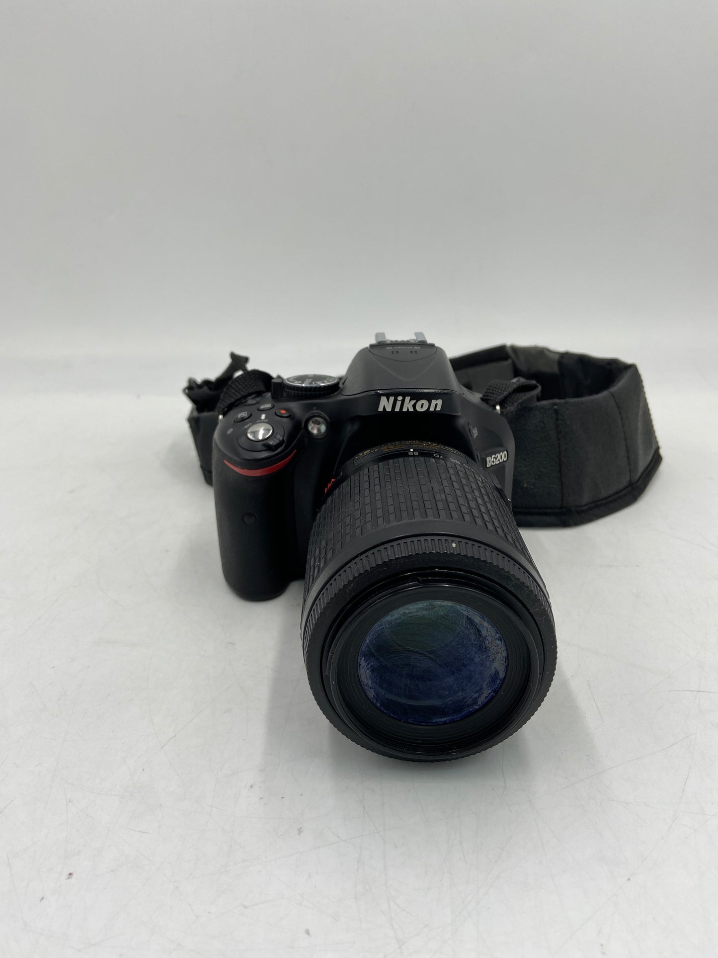 Nikon D5200 DSLR Camera