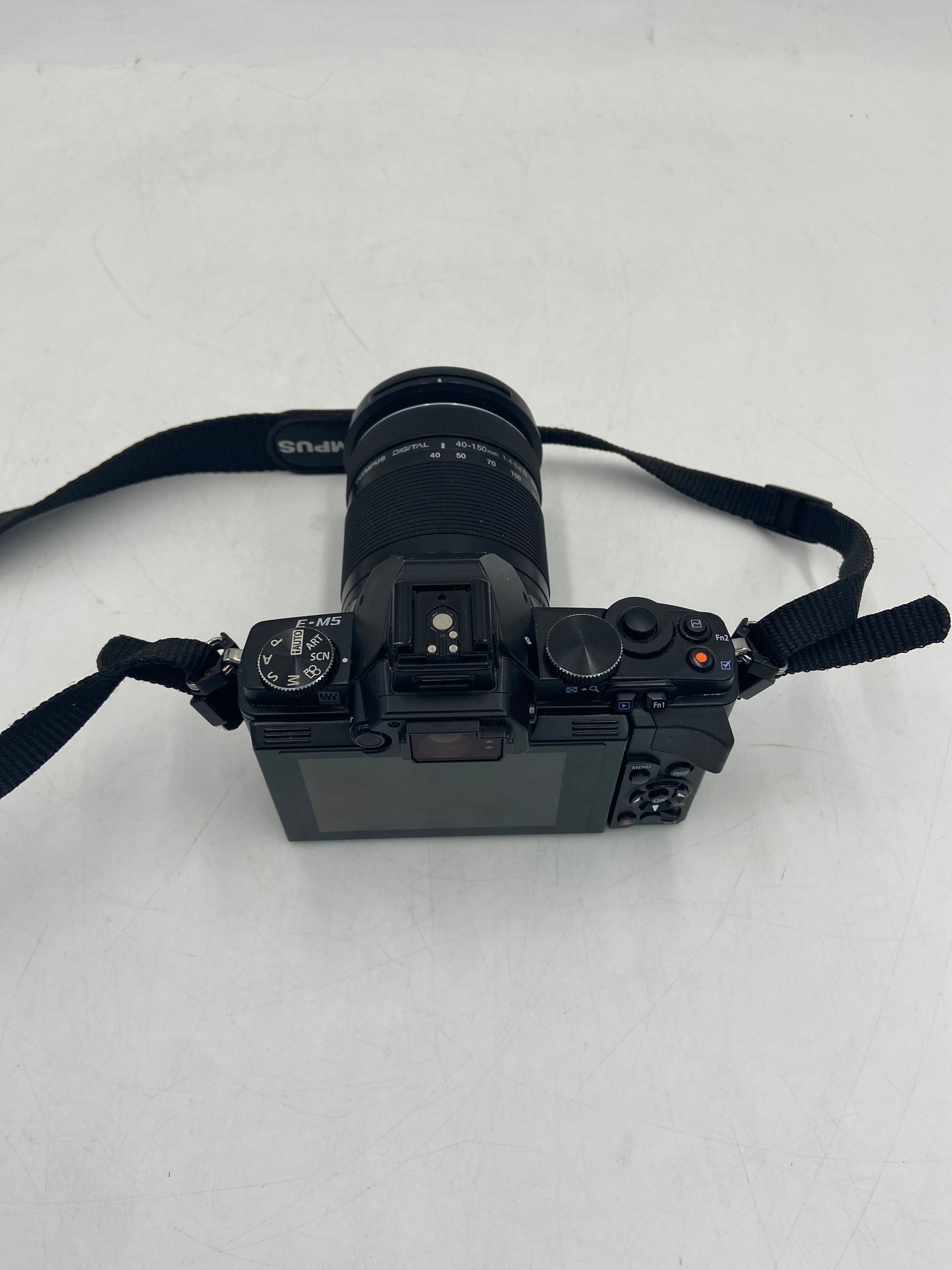 Olympus E-M5 Japan Version 16.0MP Digital SLR DSLR Camera