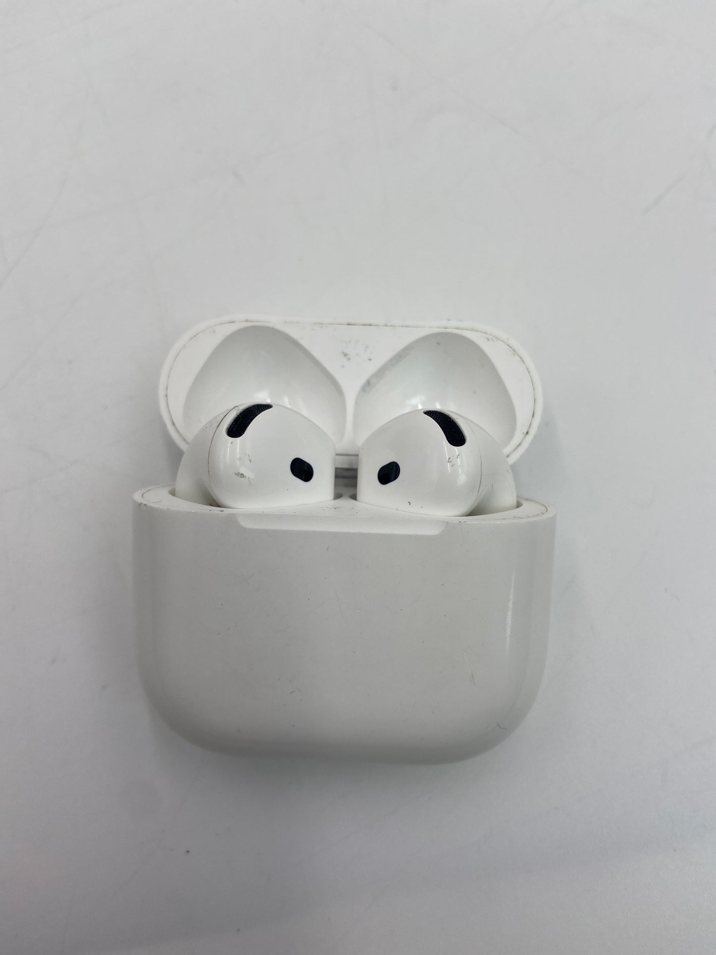 Apple AirPods 4th Gen with Charging Case