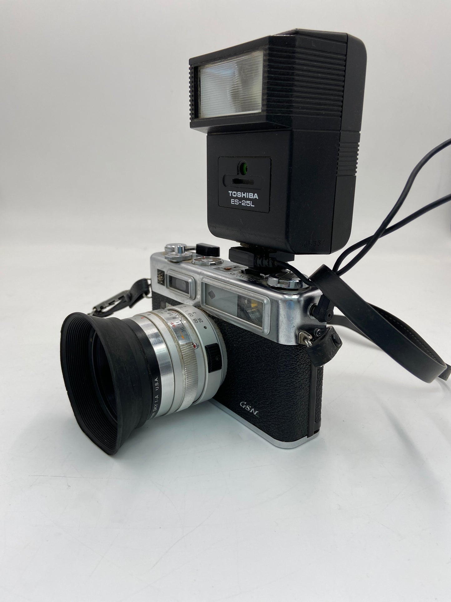 Not Tested/ Broken For Parts Yashicon DX electro 35 Vintage Camera GSN