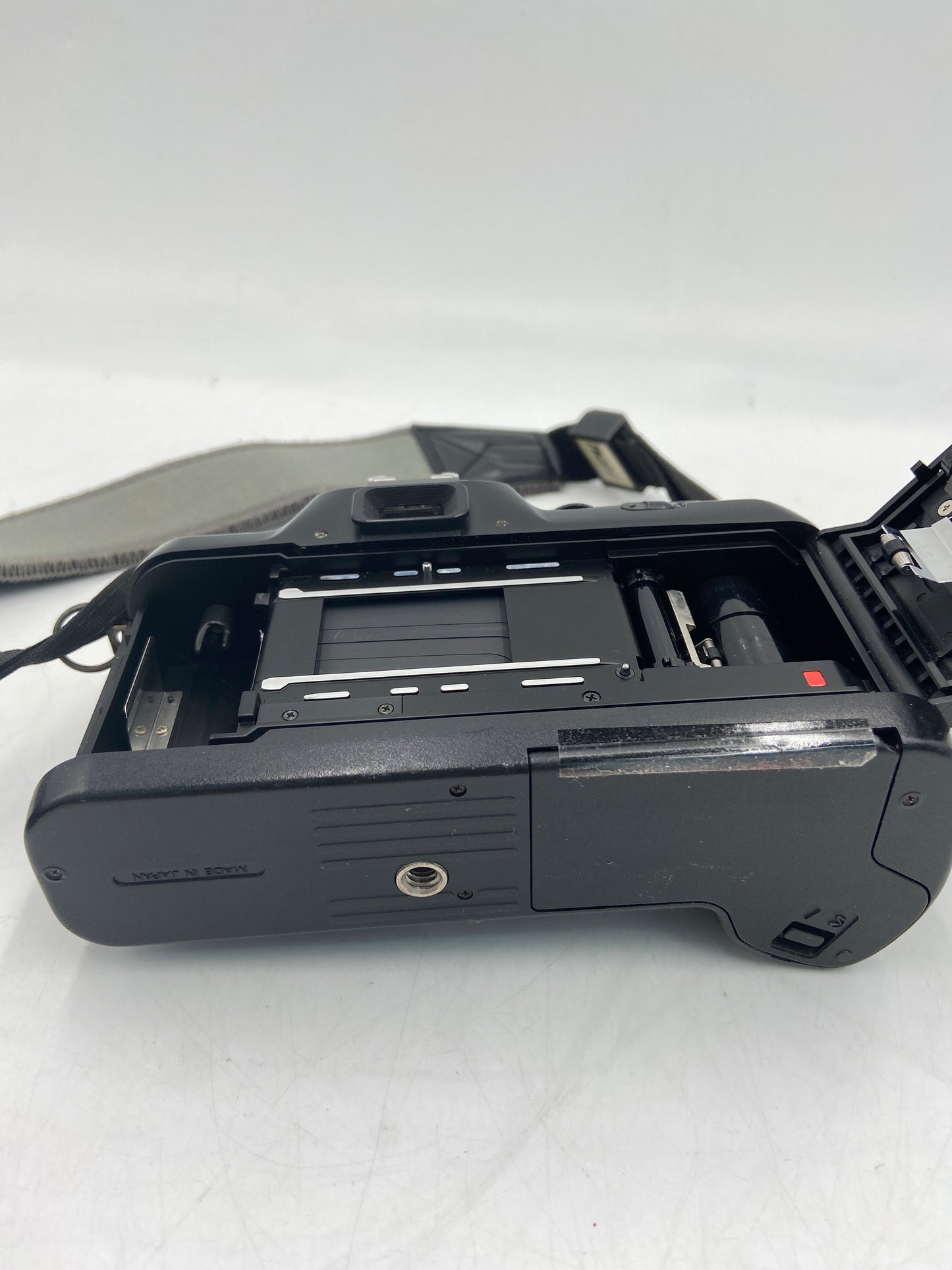 Broken Nikon N4004 AF 35MM Film Camera (Not Tested)