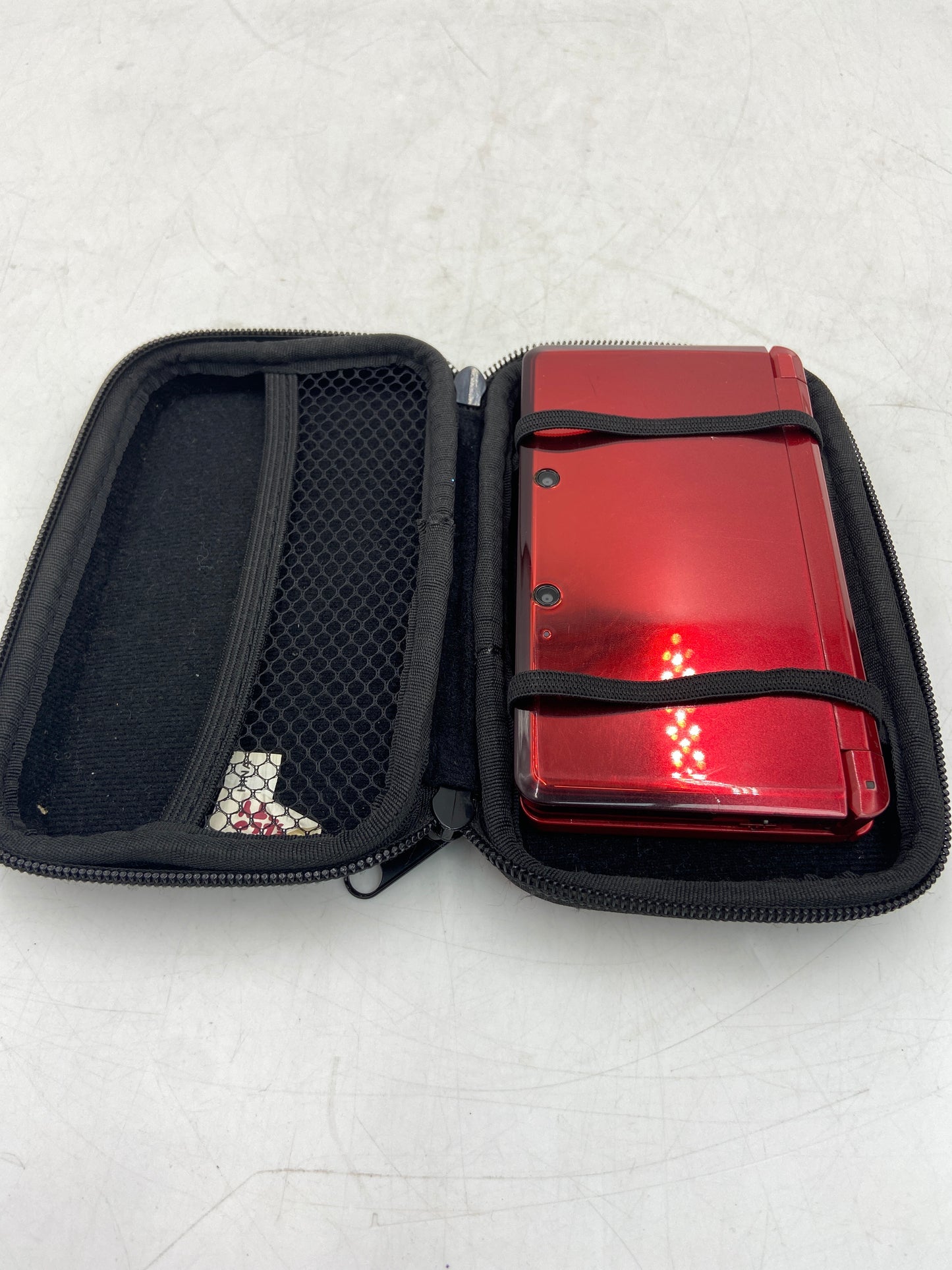 Nintendo 3DS Handheld Game Console CTR-001 Red