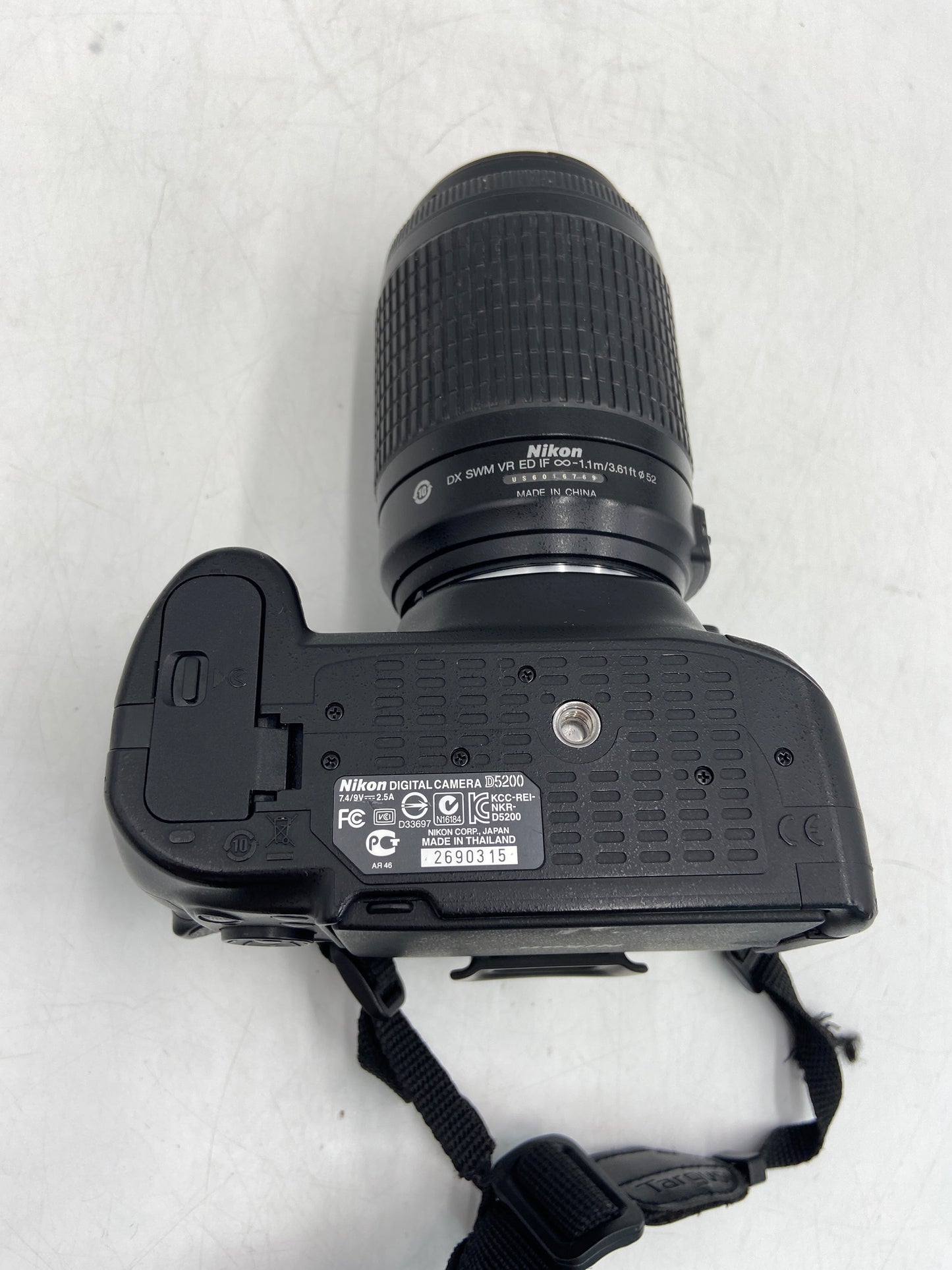 Nikon D5200 DSLR Camera