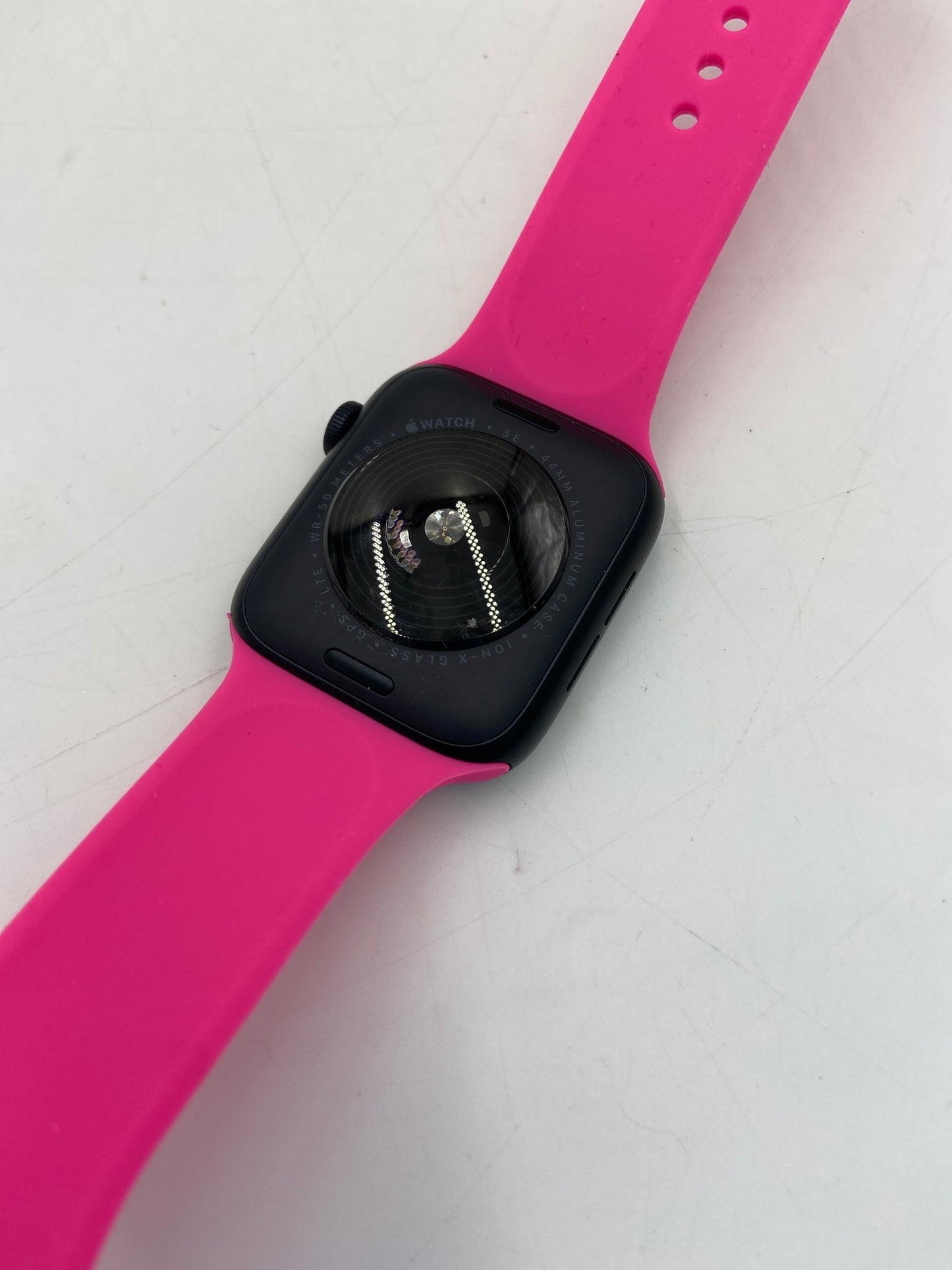 Factory Unlocked Apple Watch SE 2nd Gen 44MM Black Aluminum Pink Sport BandA2727