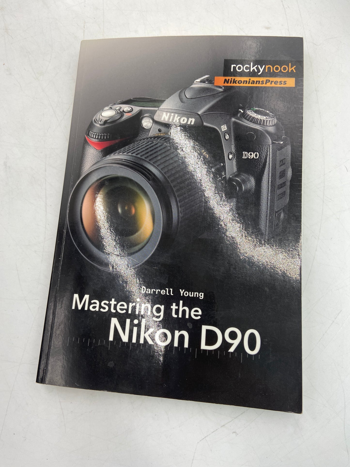 Nikon D90 12.3MP DSLR Camera