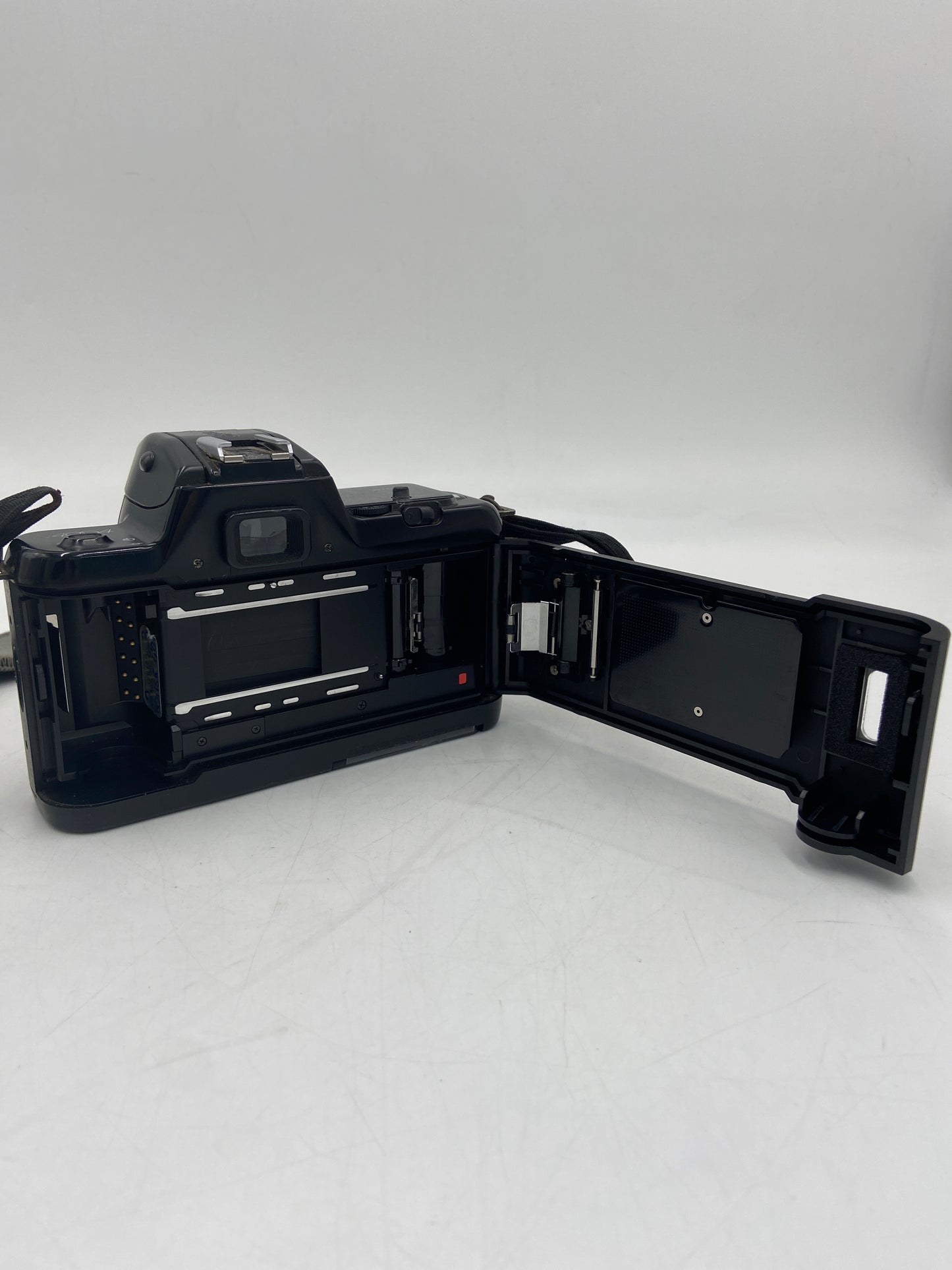 Broken Nikon N4004 AF 35MM Film Camera (Not Tested)