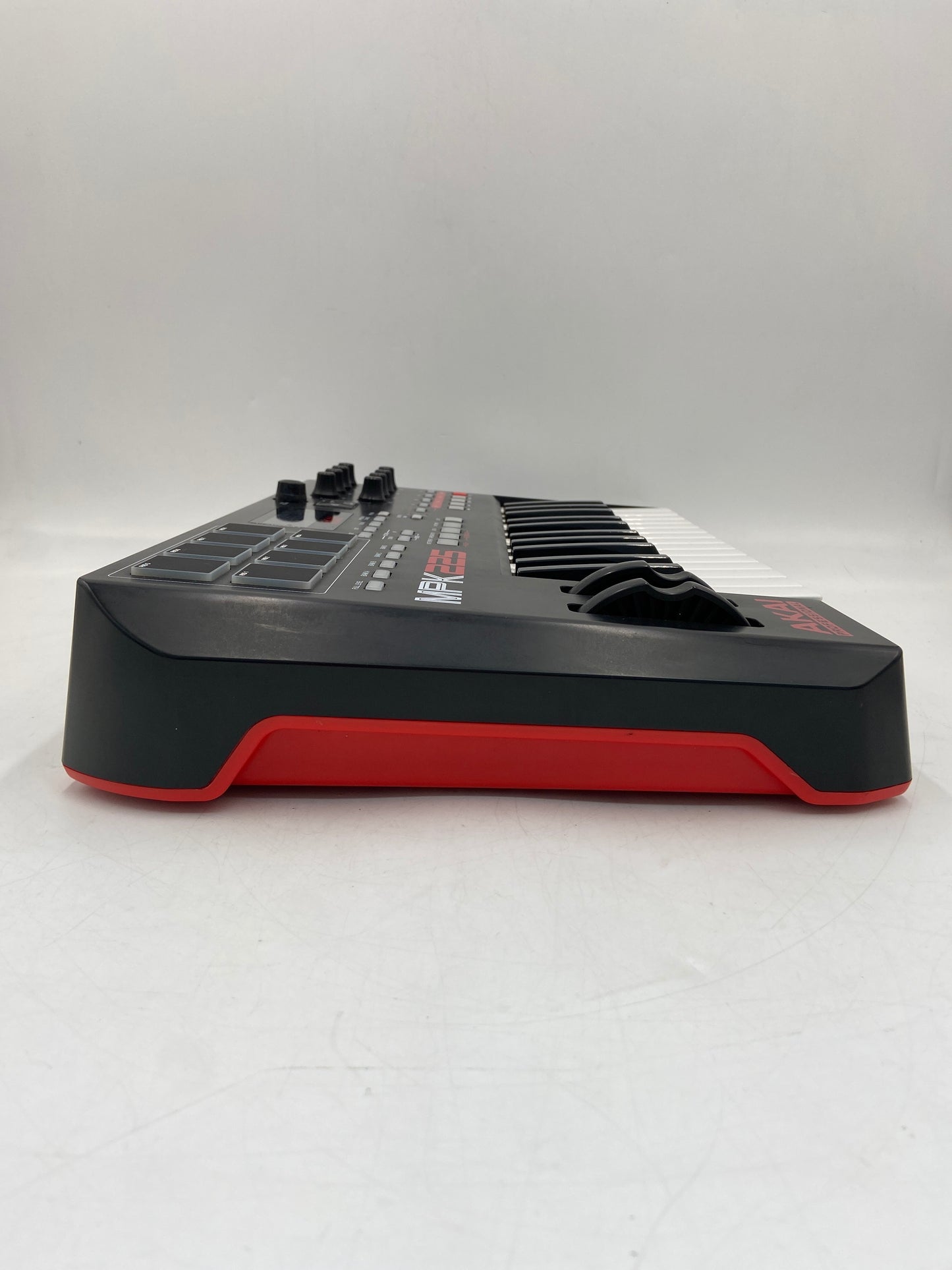 Akai Professional MPK225 Keyboard Controller