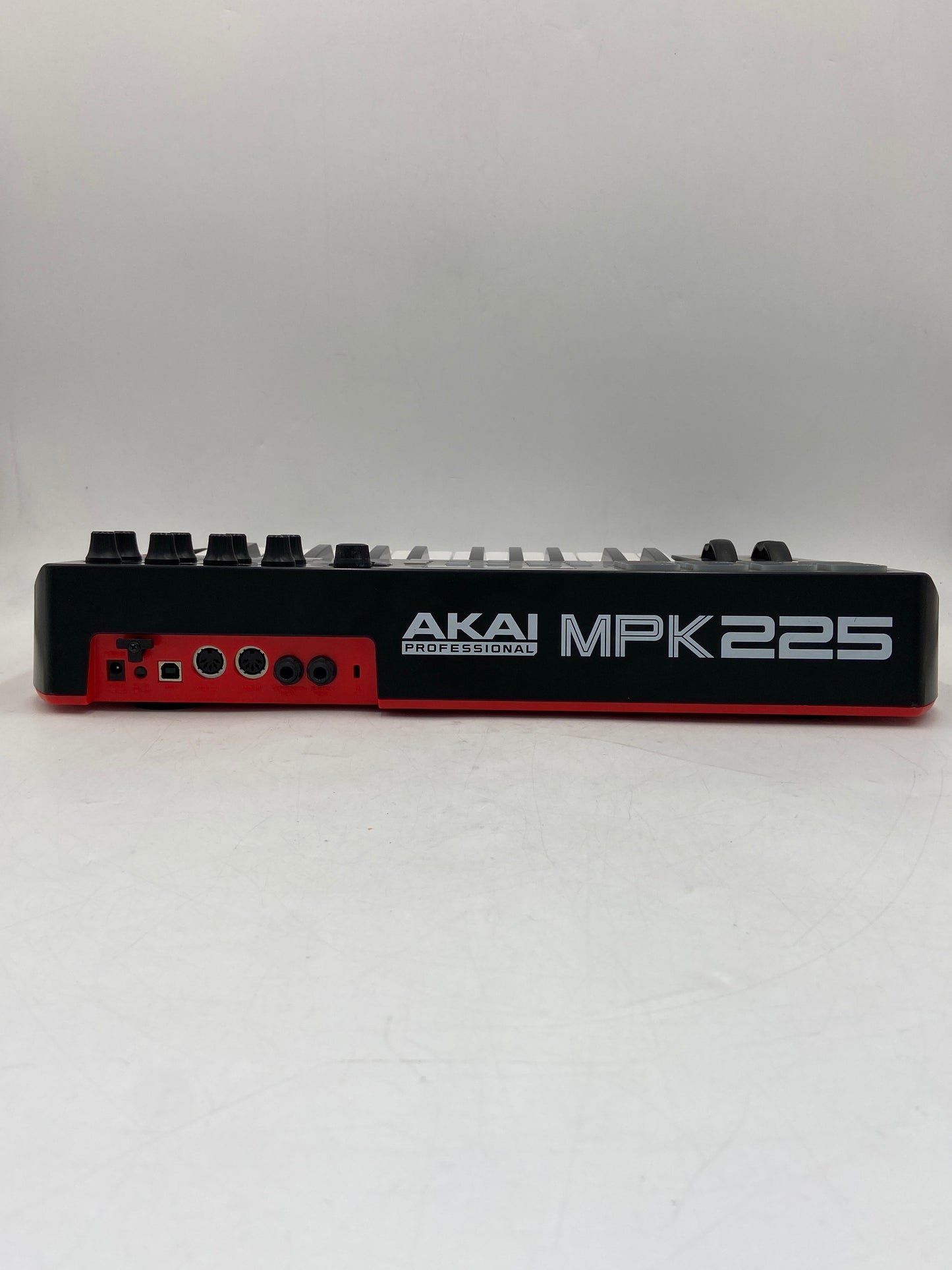 Akai Professional MPK225 Keyboard Controller