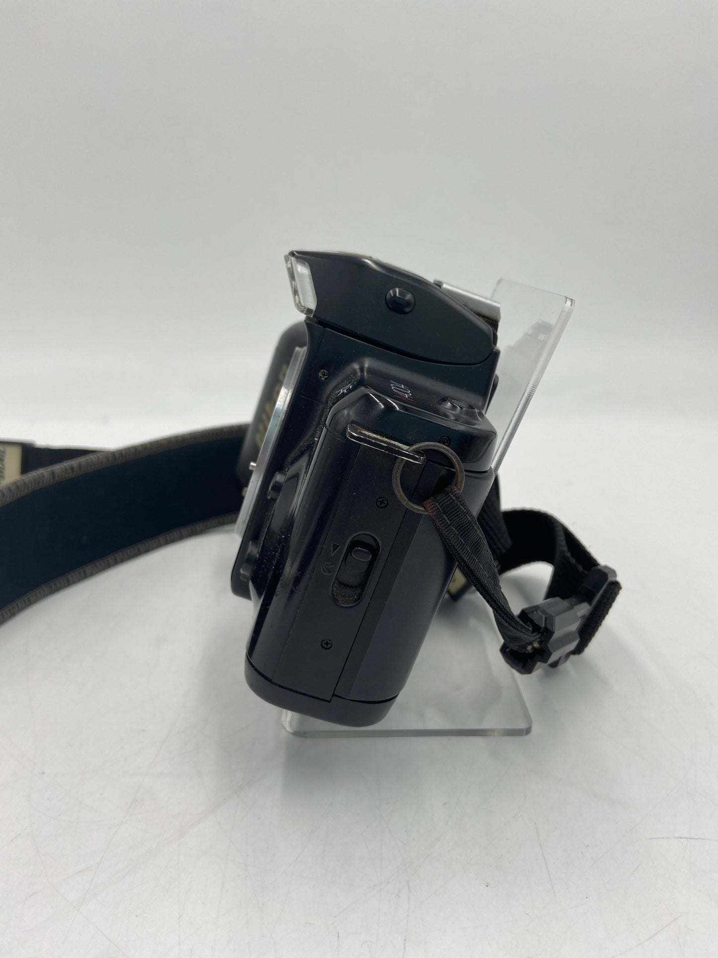 Broken Nikon N4004 AF 35MM Film Camera (Not Tested)