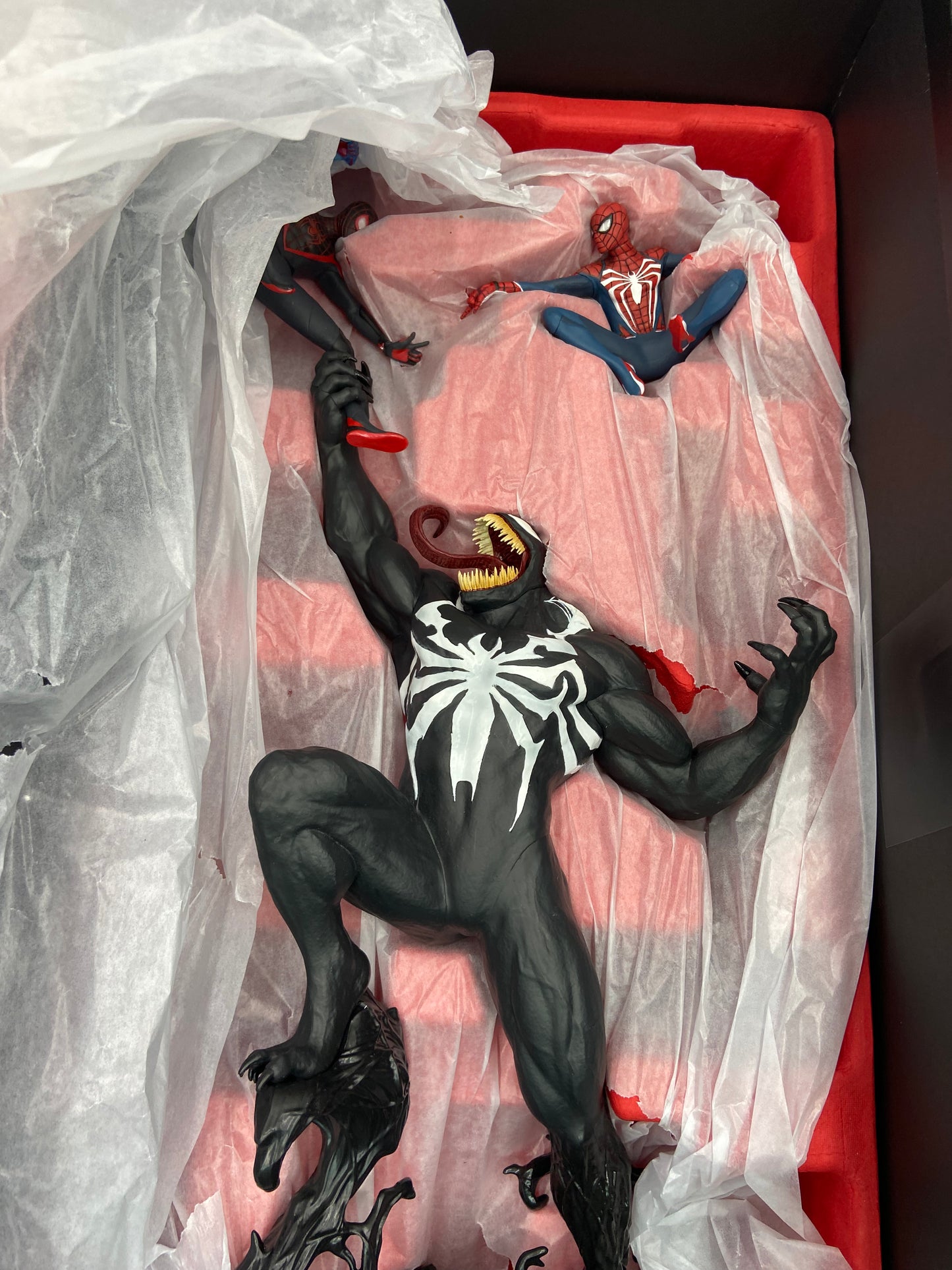 New Open Box Marvel Spider-Man 2 Collectible Statue Set Collectible PS5