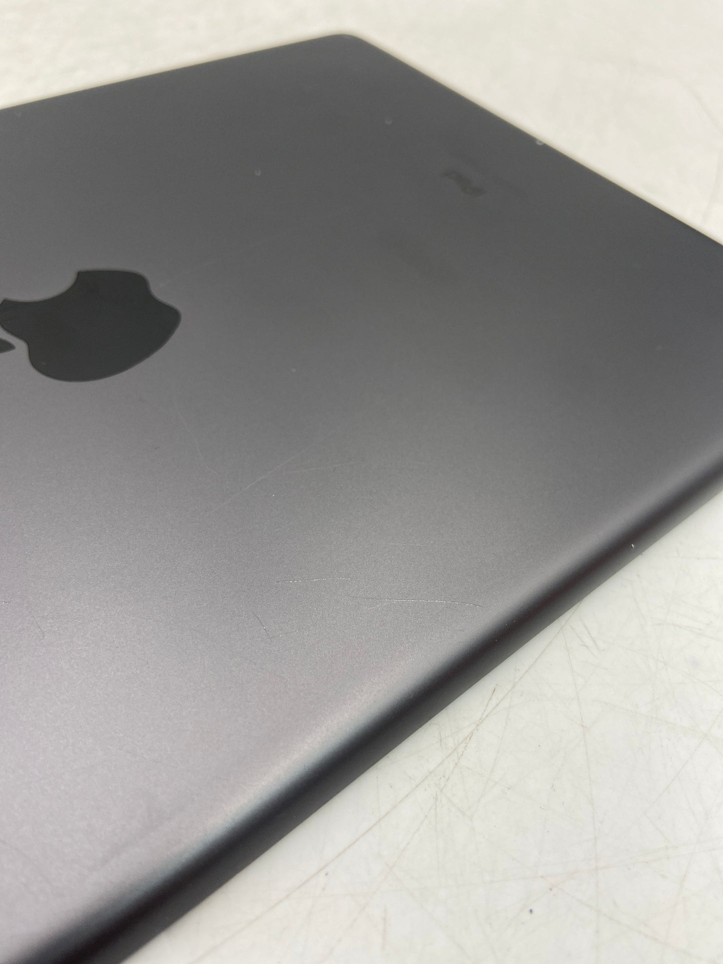 WiFi Only Apple iPad 9th Gen 64GB Silver MK2K3LL/A