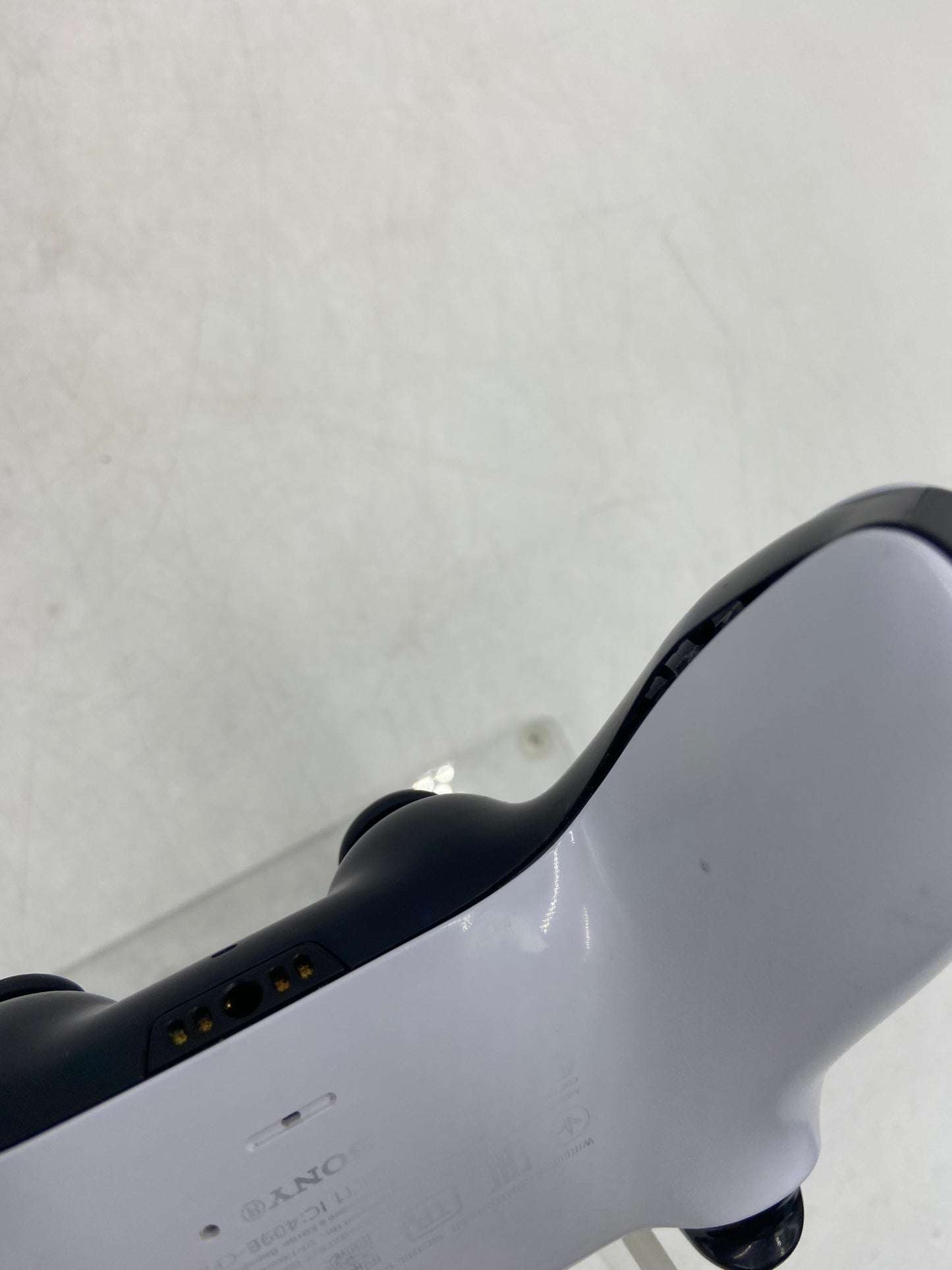 Broken PlayStation 5 PS5 DualSense Wireless Controller White CFI-ZCT1W Damaged Grip