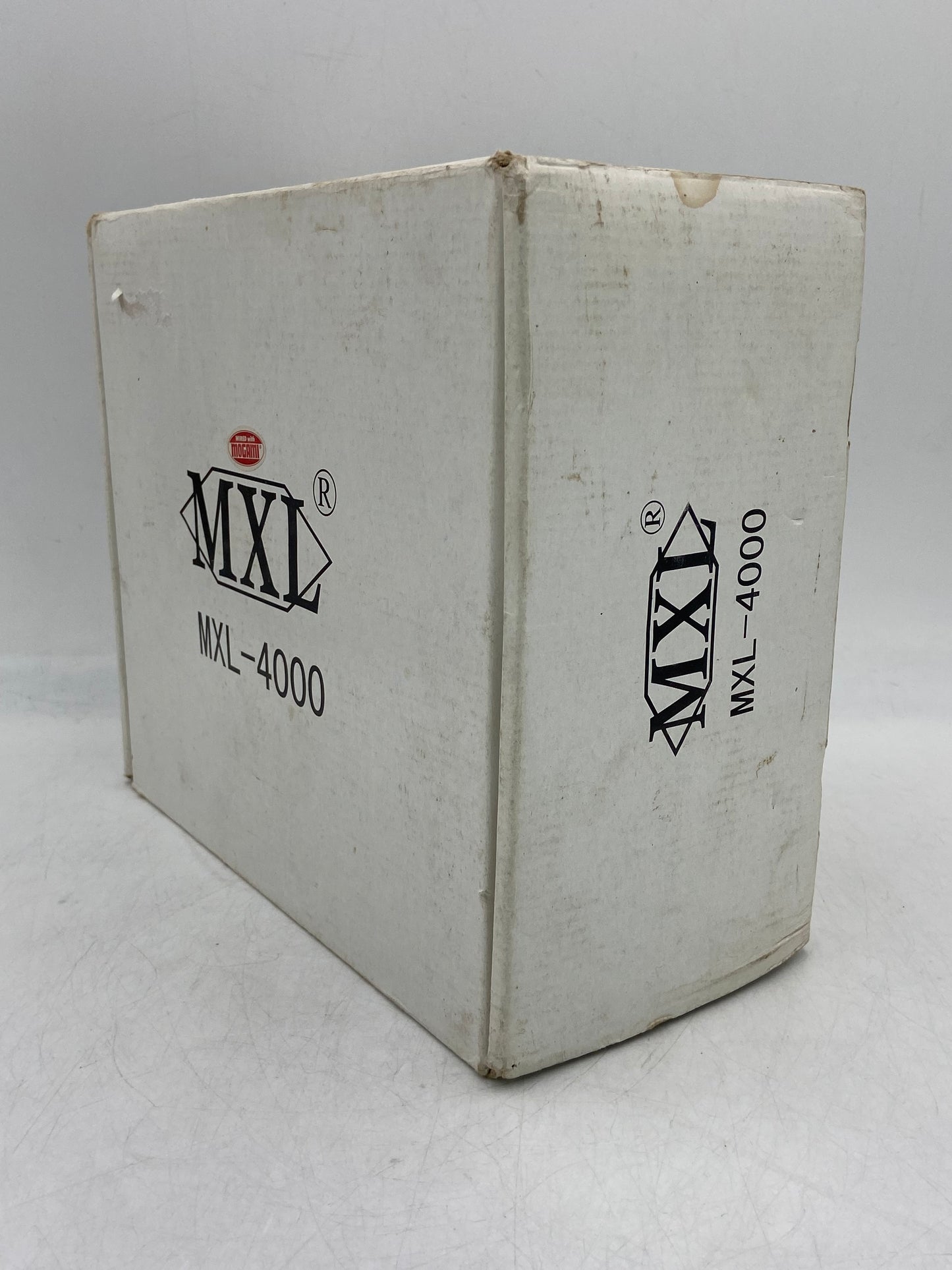 New MXL MXL-4000 Wooden Box 20Hz - 20kHz Multi-Pattern Studio Condenser Microphone MXL4000