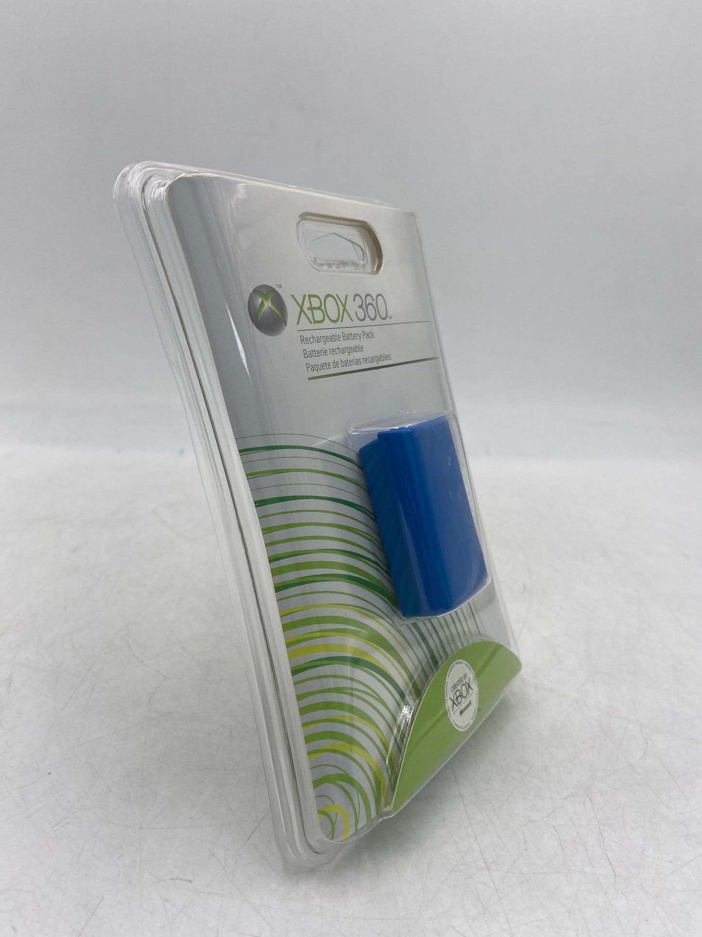 New Xbox  360 Original Controller With Battery Pack B4F-00040, B4U-00021 Blue