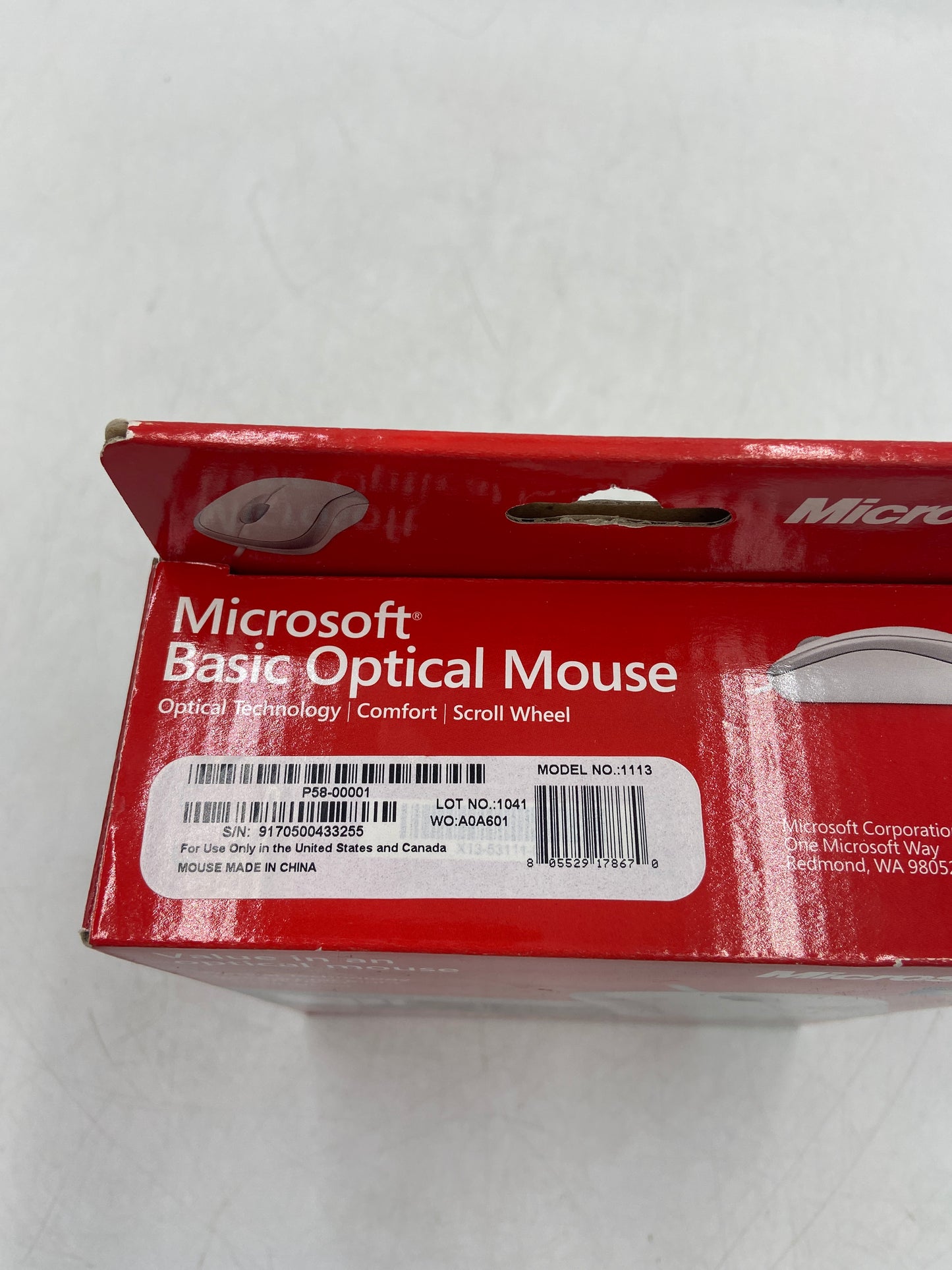 New Microsoft Basic Optical Mouse (PC, Mac, Universal) Desktop Mouse 1113