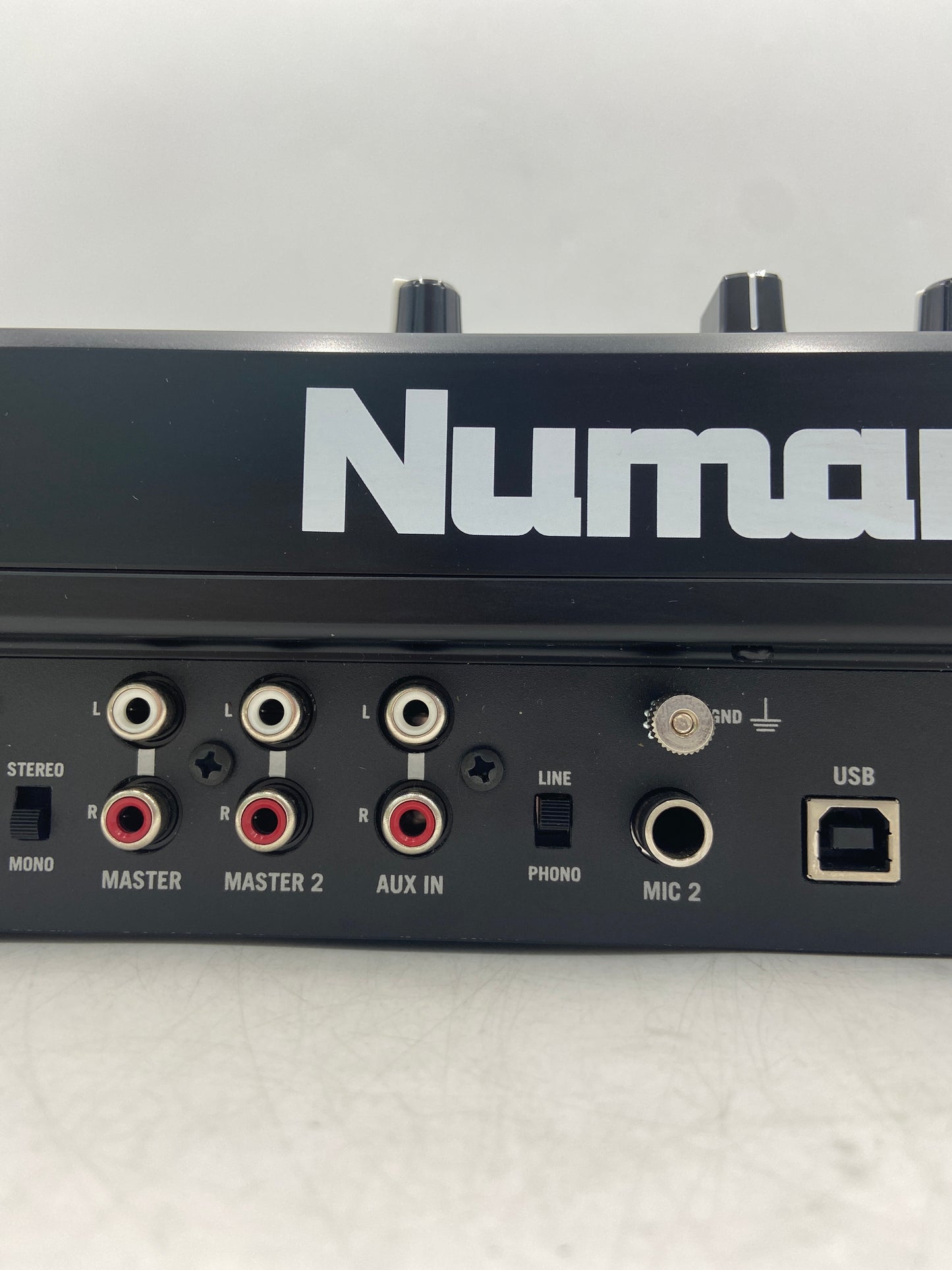 Numark Mixdeck Express Premium DJ Controller