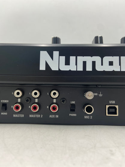 Numark Mixdeck Express Premium DJ Controller