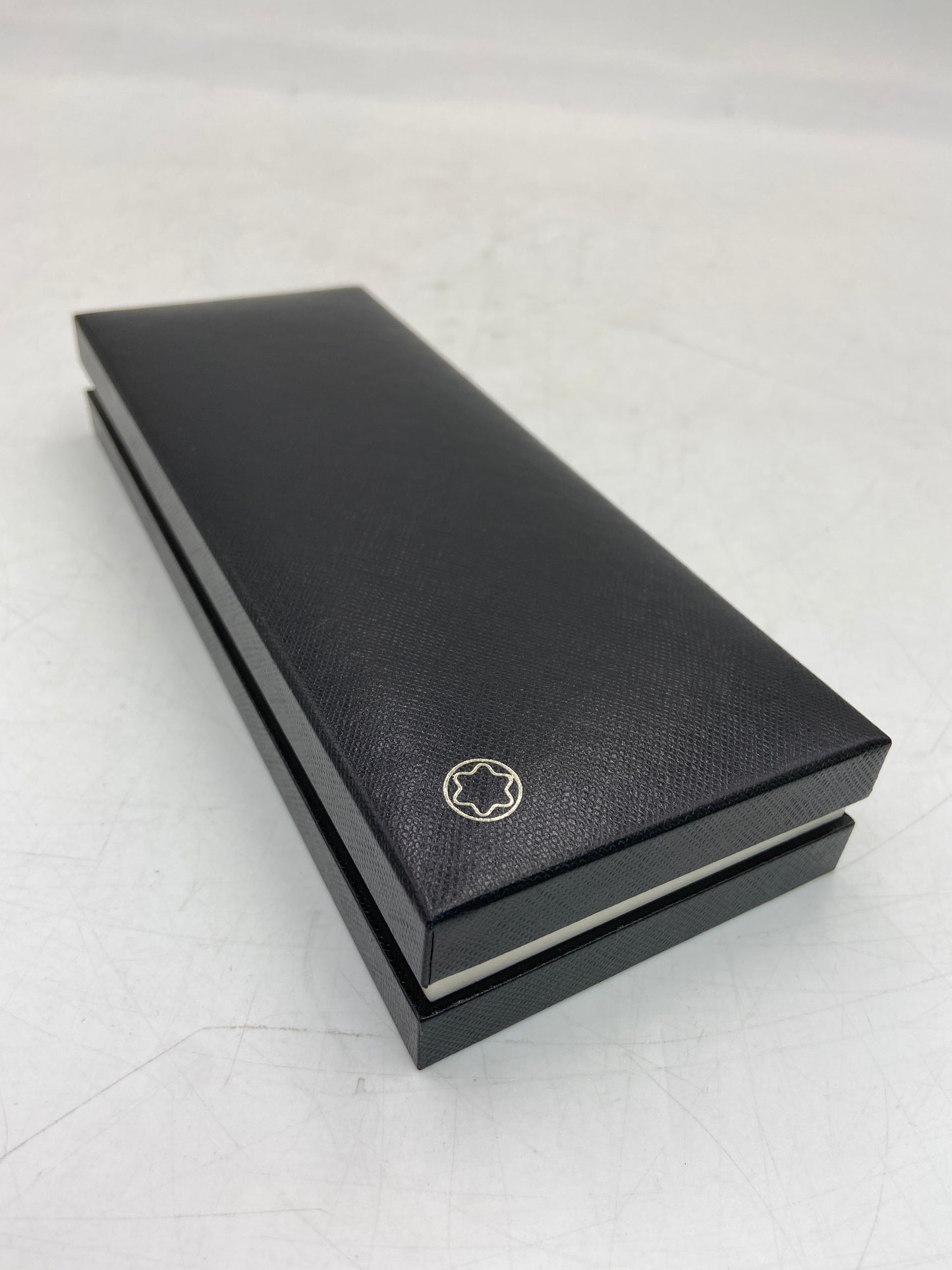 MONT BLANC BP Star Walker Doue Black 186689 Ballpoint Pen MB118873