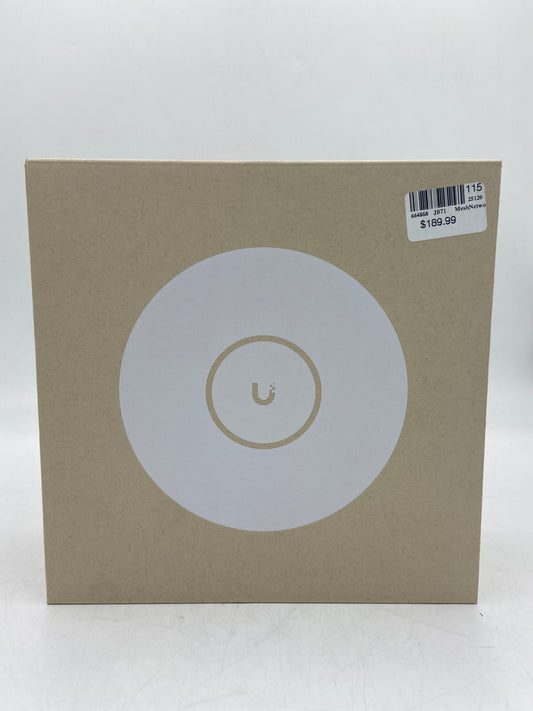 New unifi u7 pro Tri-Band WiFi 7 Access Point