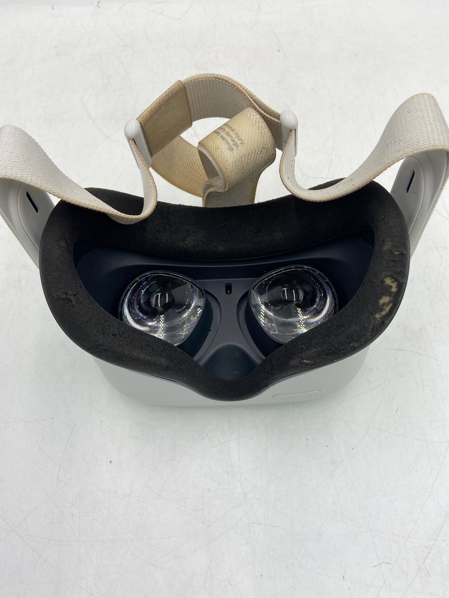 Oculus Meta Quest 2 Standalone All-in-One VR Headset KW49CM