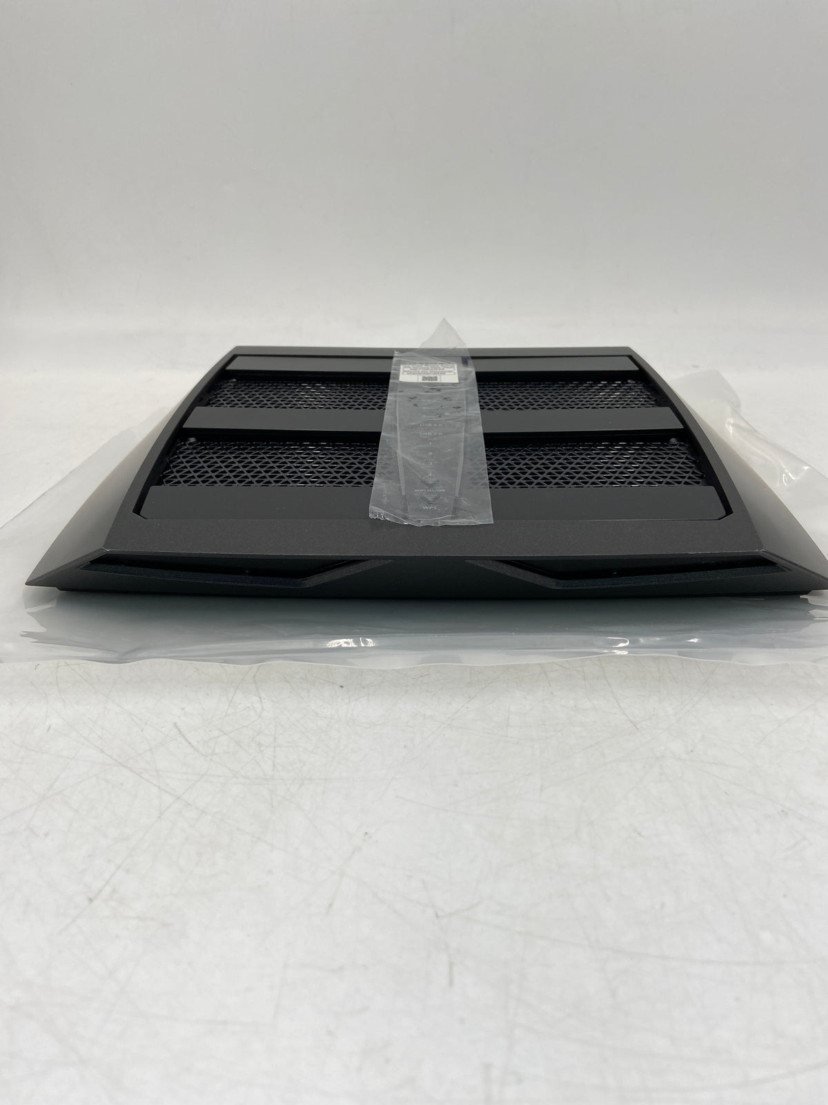 NETGEAR Nighthawk X6 AC3200 Tri-Band Smart Wi-Fi Router R8000
