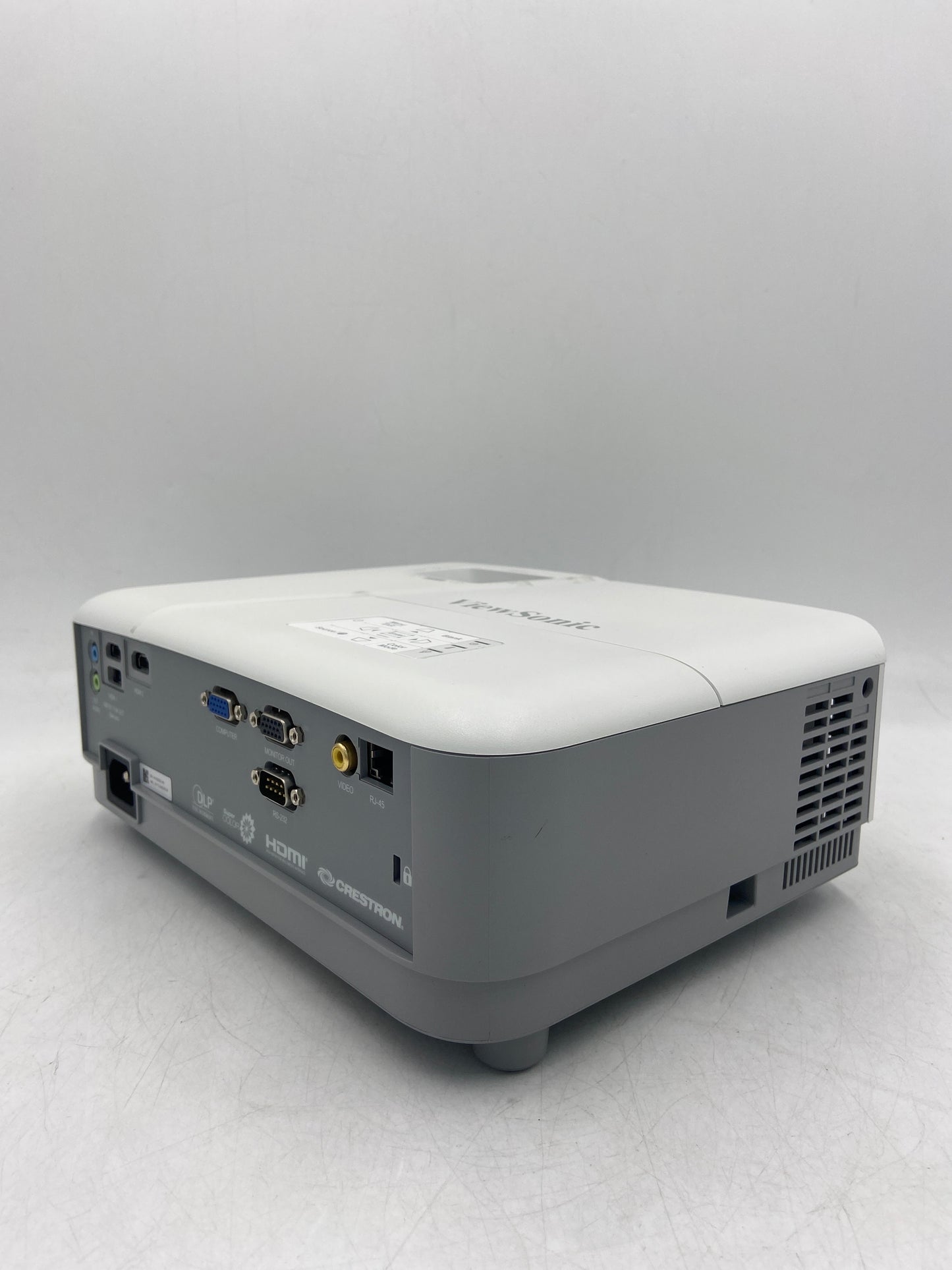 ViewSonic PG707X 1024 x 768 Pixels 1300 Ansi Lumens DLP Projector VS19090