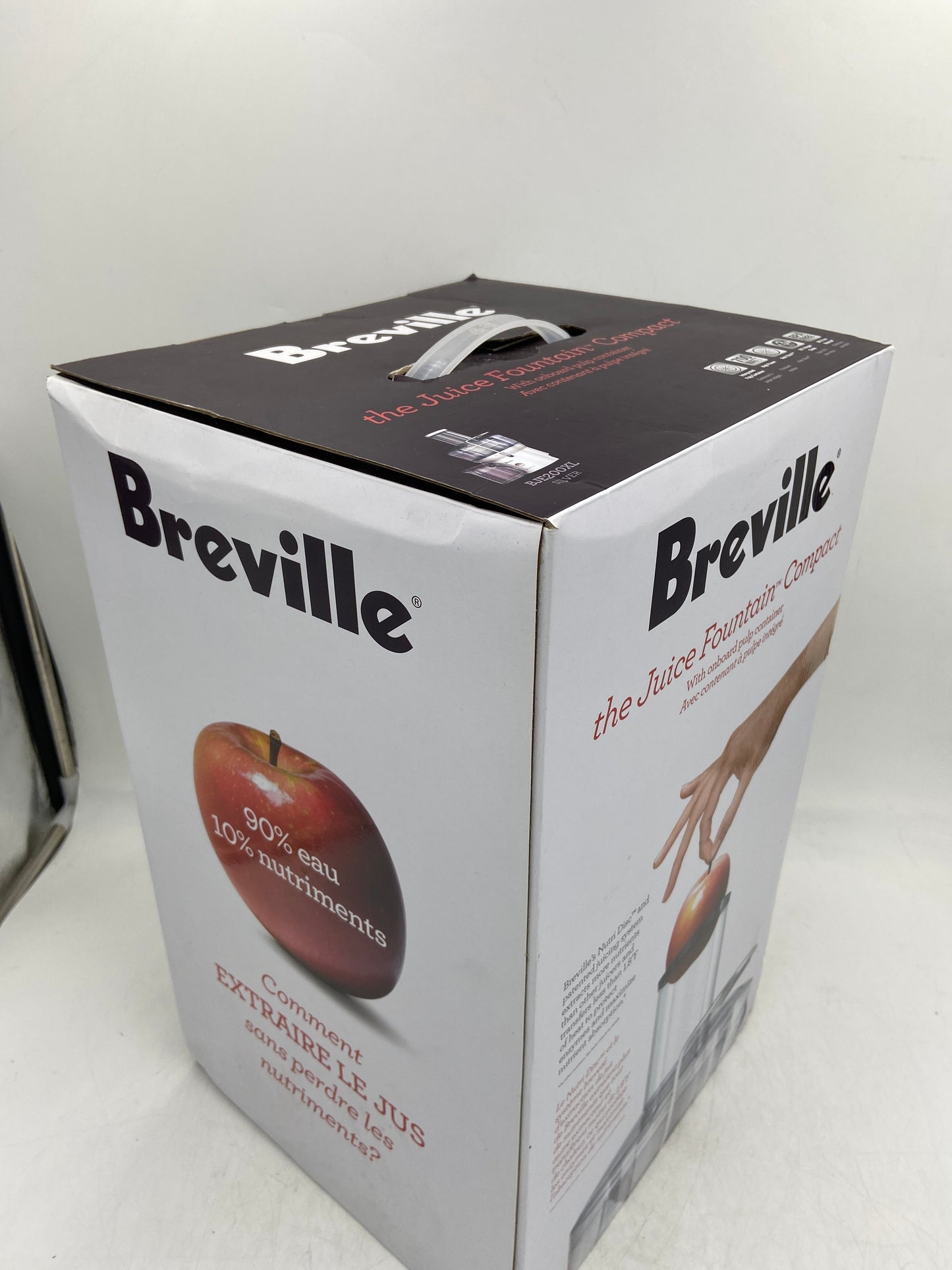 New Breville The Juice Fountain Compact Juicer BJE200XL