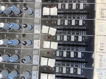 MACKIE 32-Channel 4-Bus Effects Mixer with USB DJ Mixer 3204-VLZ3