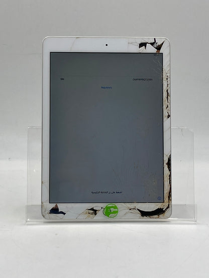 Used Apple iPad 6th Gen Silver/White Broken Glass Fully Functional