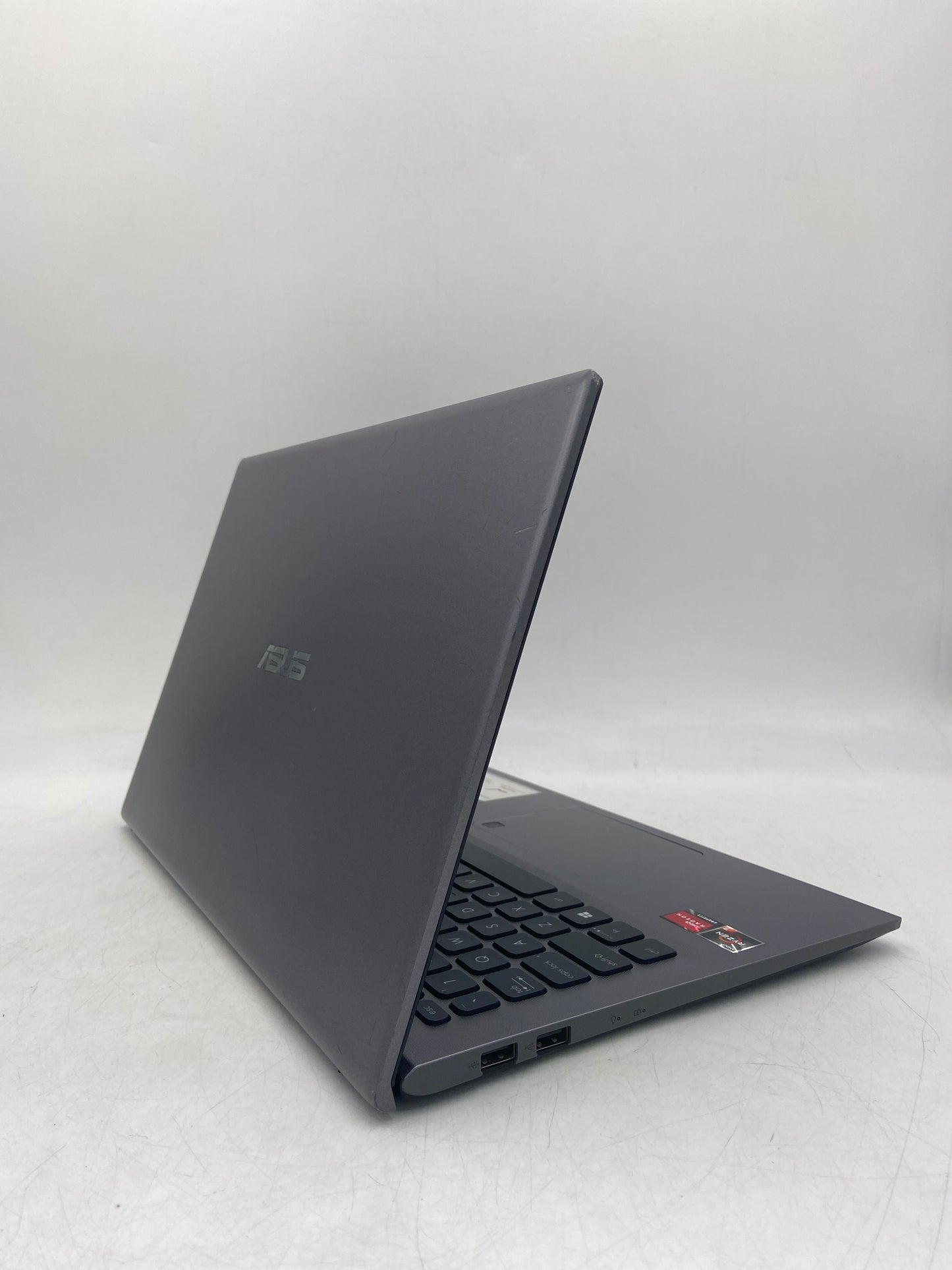 Asus Vivobook 15 F512D 15.6" Ryzen 3 3200U 2.6GHz 8GB RAM 128GB SSD AMD RADEON