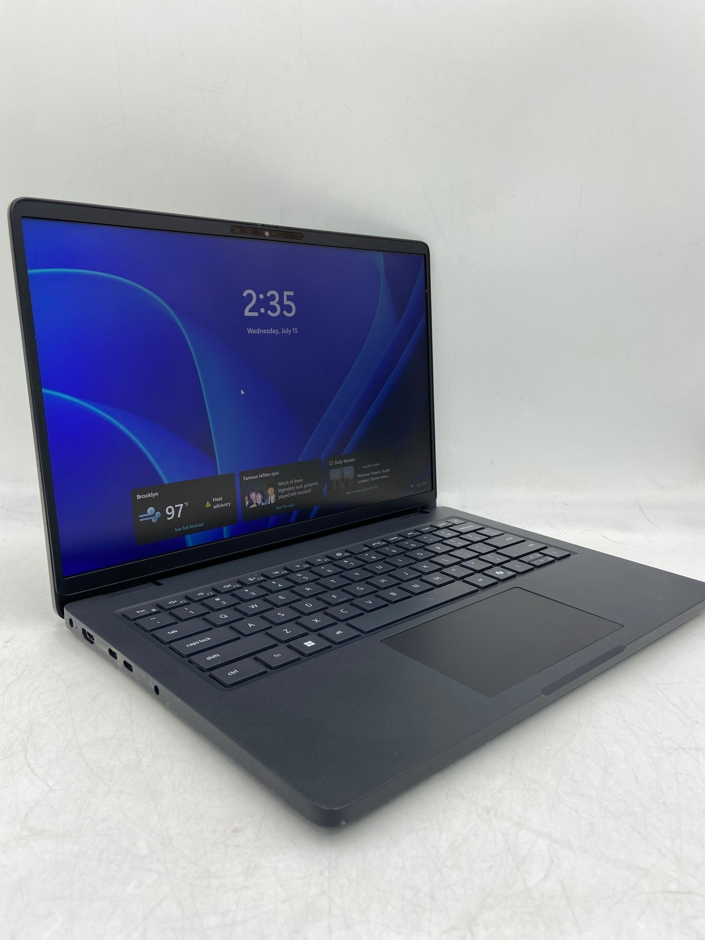 Dell Pro 14 Premium PC14250 FHD+ 14" Core 3 100U / Core Ultra 7 Processor 1.2GHz 8GB RAM 256GB SSD Intel Arc Graphics 128MB Touchscreen Business Laptop