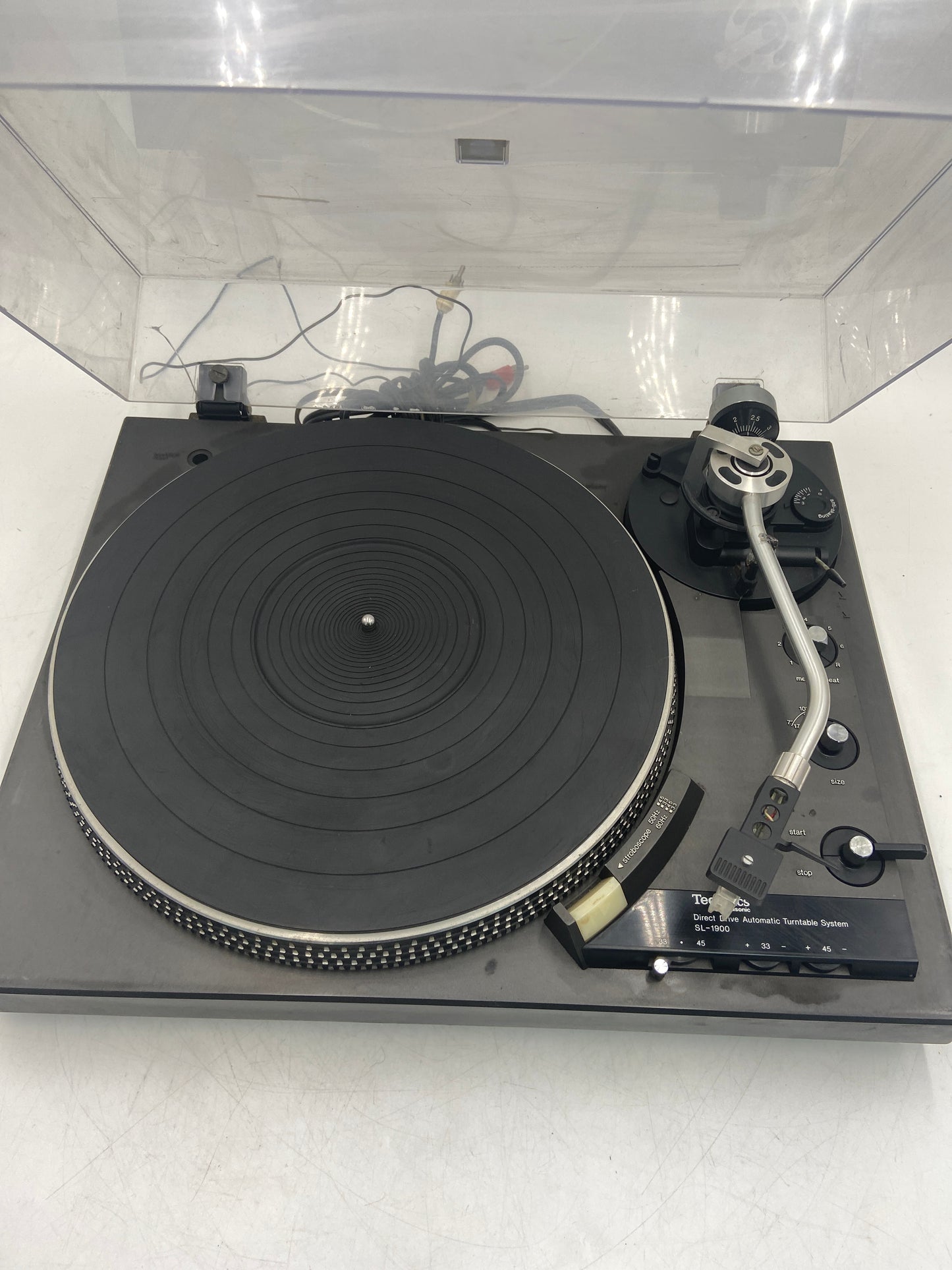 Technics By Panasonic SL-1900 Direct Drive Automatic Turntable System