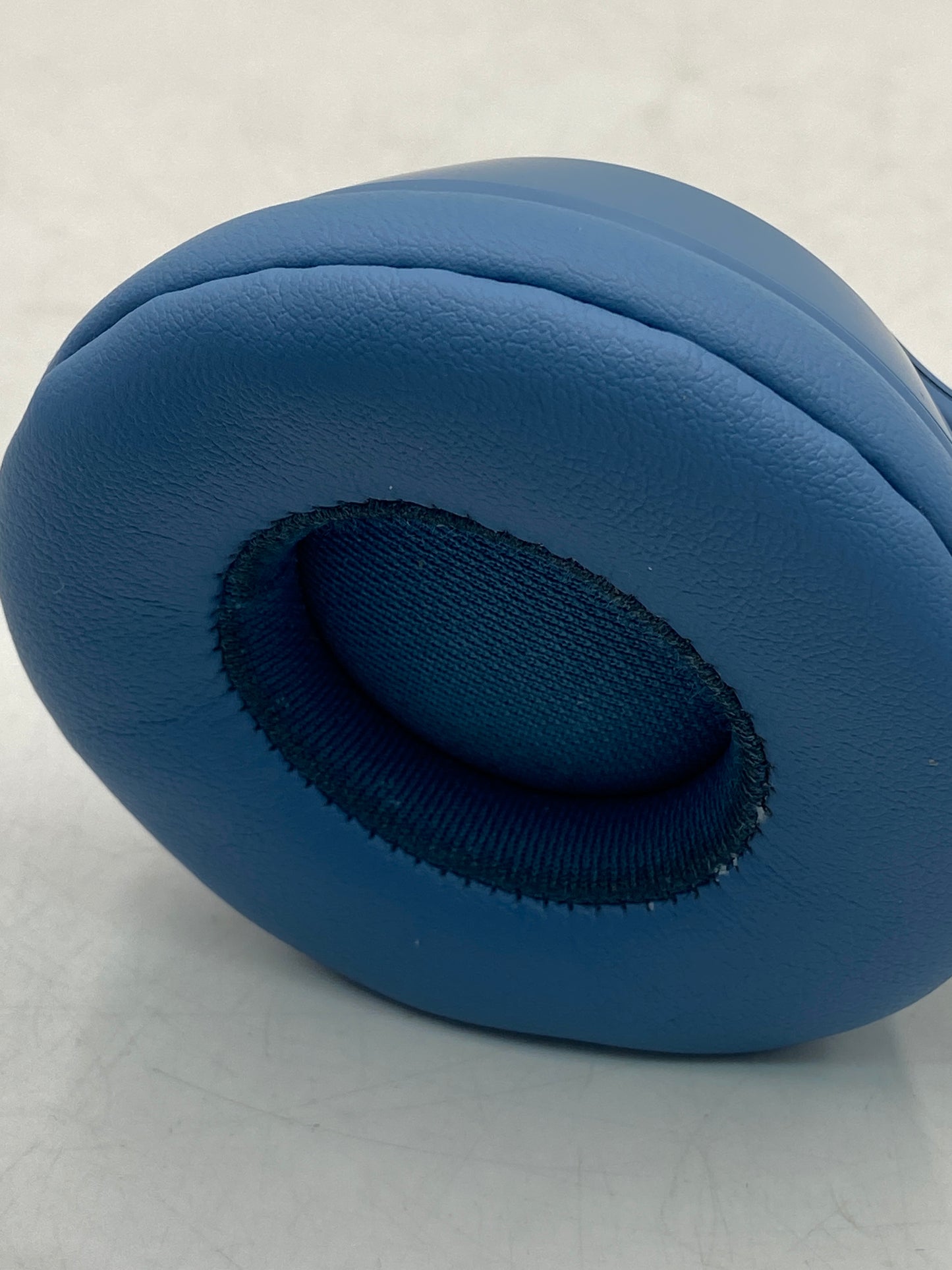 Beats  Solo 4 Blue Wireless On-Ear Bluetooth Headphones