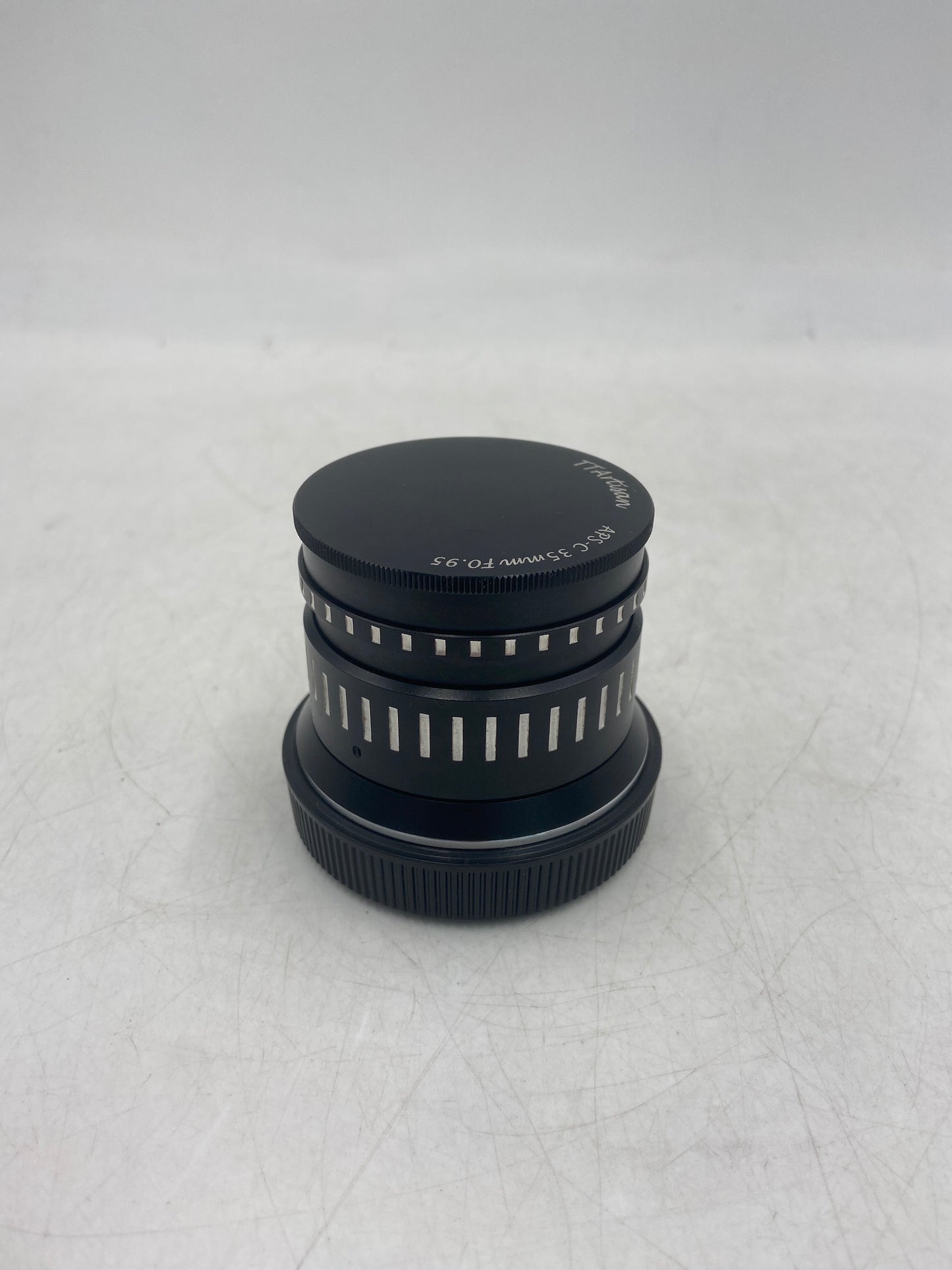 TTArtisan APS-C 35mm f/0.95 RF For Canon RF Mount Manual Lens