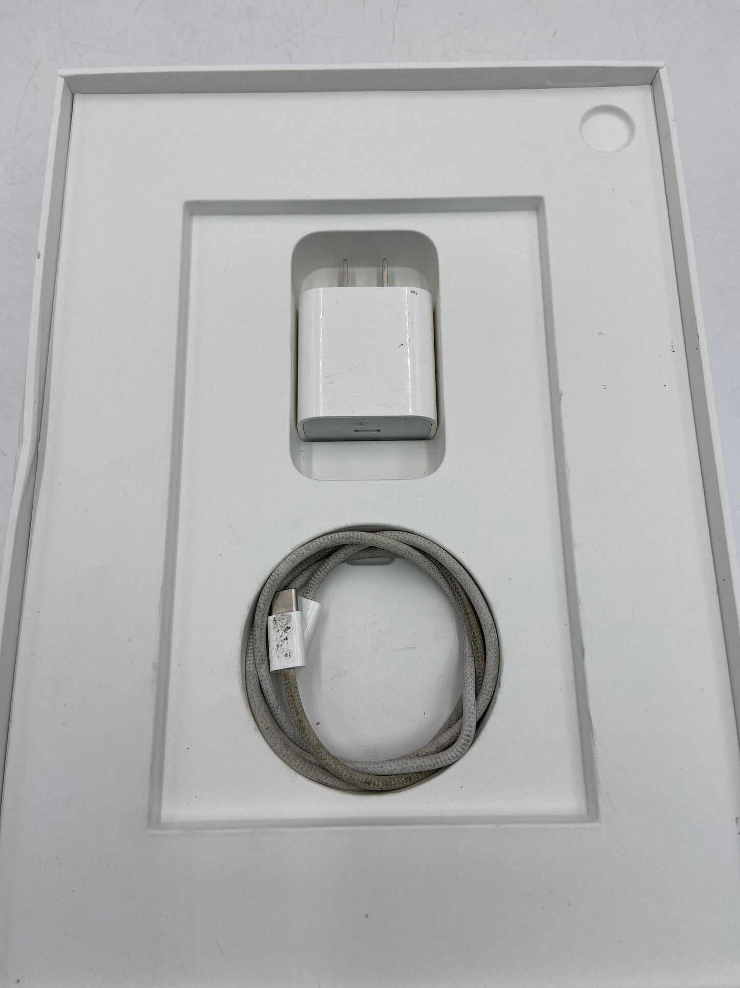 WiFi Only Apple iPad 10th Gen 64GB SILVER A2696