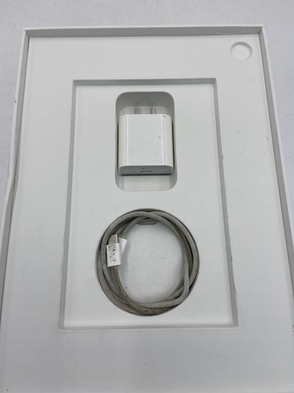 WiFi Only Apple iPad 10th Gen 64GB SILVER A2696