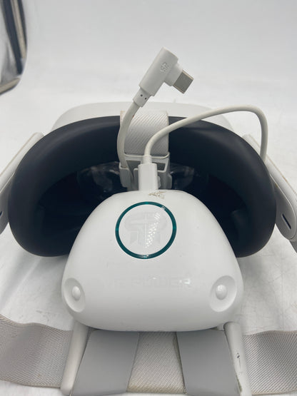 Meta Quest 2 256GB Standalone All-in-One VR Headset  KW49CM with VR Power 2 Battery