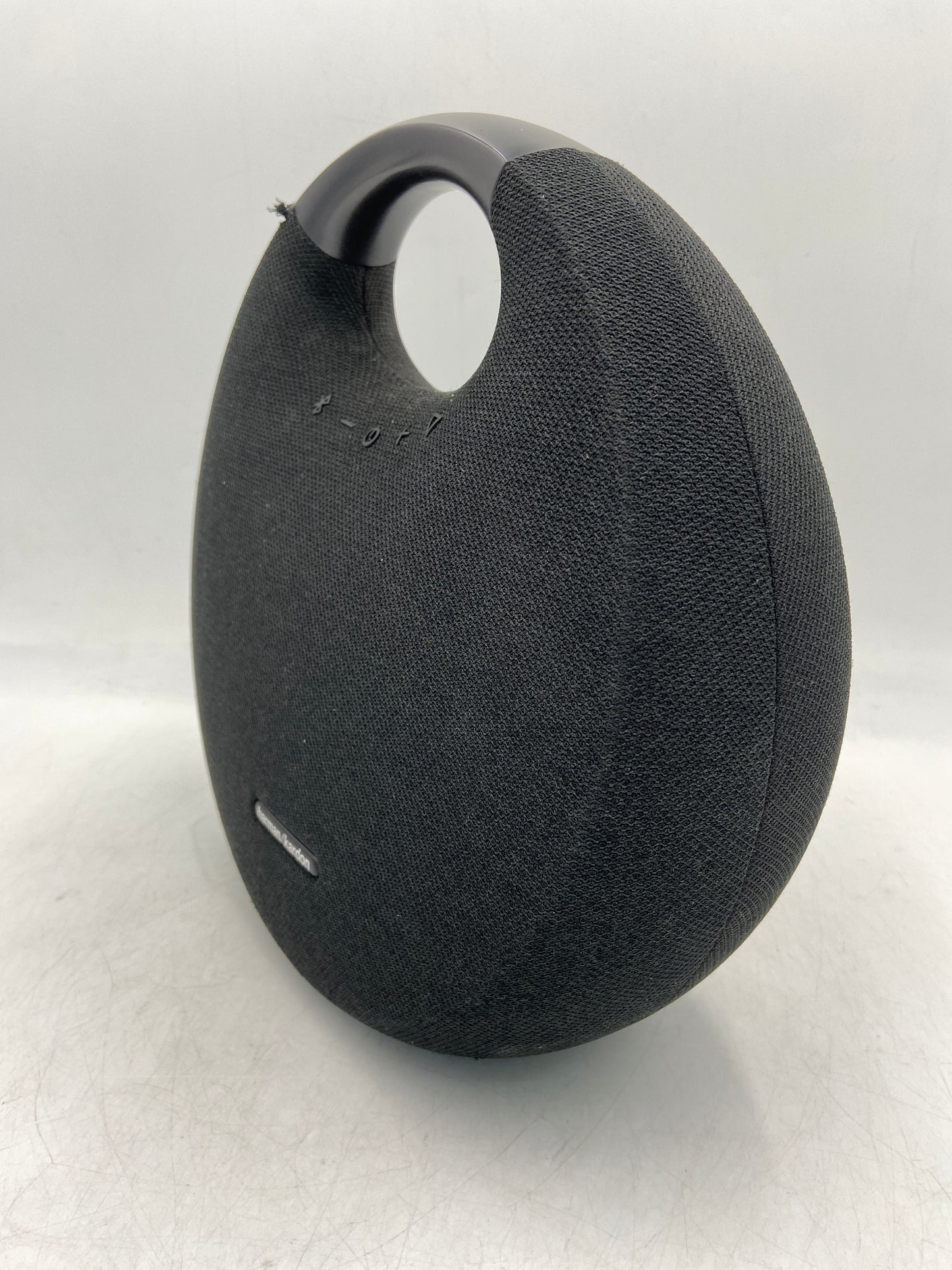 Harmon Kardon Onyx Studio 6 Portable Bluetooth Speaker Black ONYXSTUDIO6