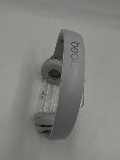 Beats Solo3 Wireless On-Ear Bluetooth Headphones White