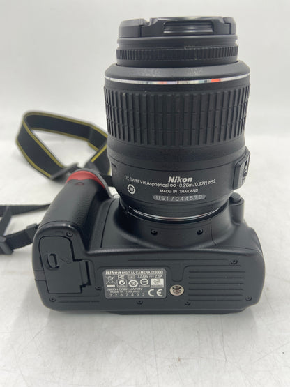 Nikon D3000 10.2MP Digital SLR DSLR Camera