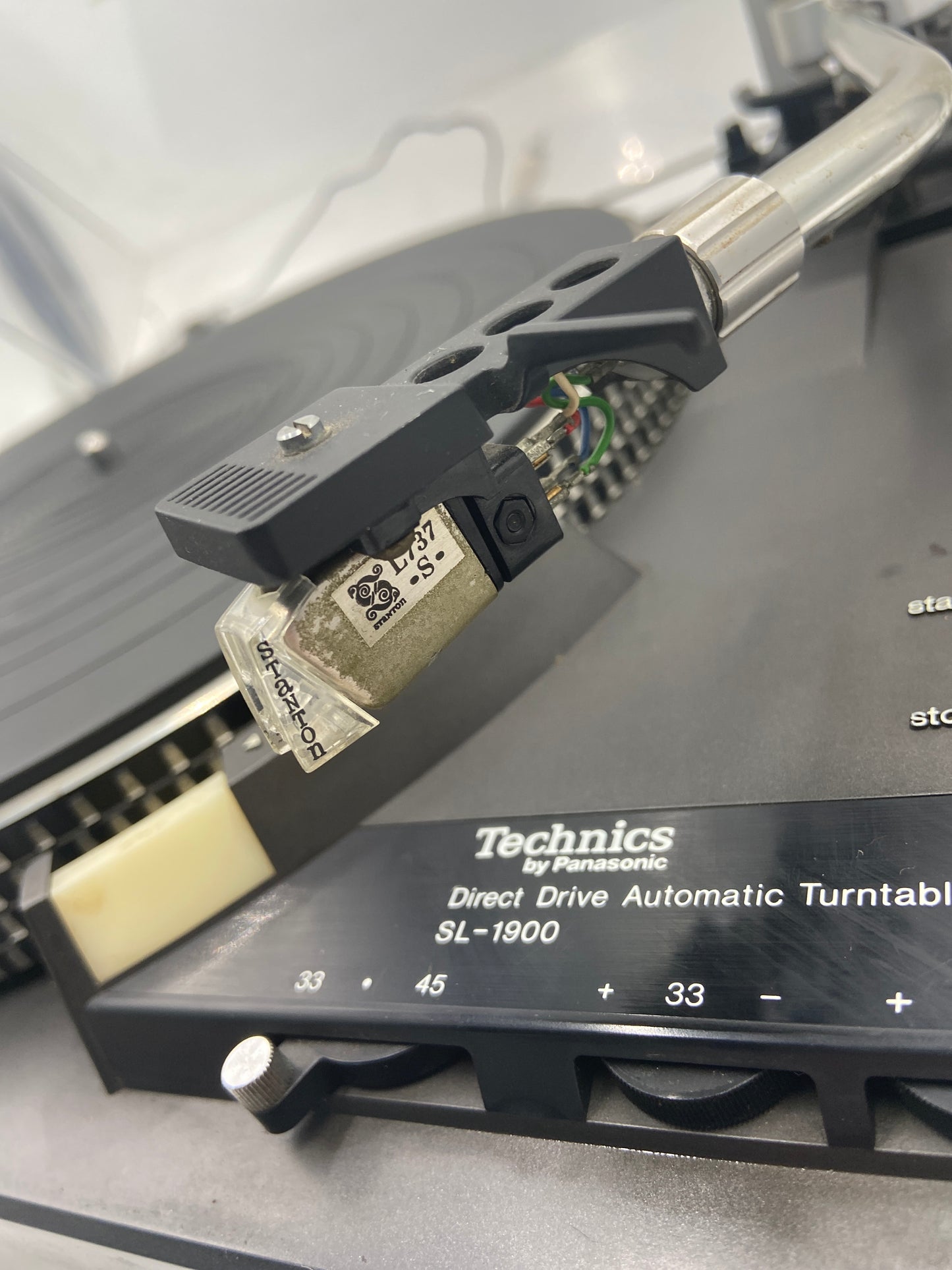 Technics By Panasonic SL-1900 Direct Drive Automatic Turntable System