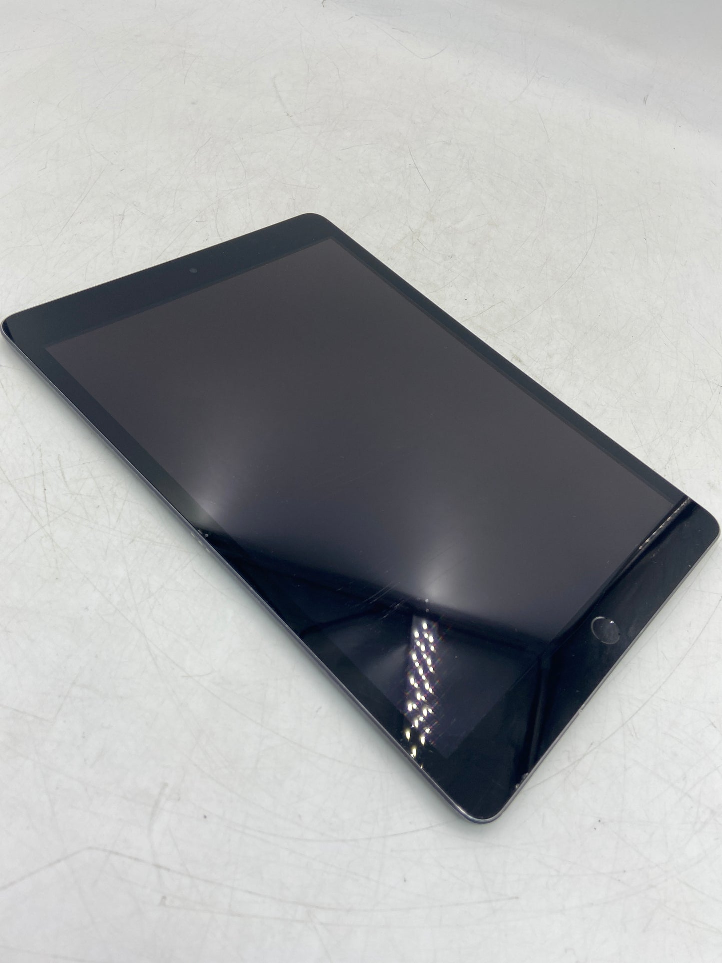 WiFi Only Apple iPad 9th Gen 64GB Silver MK2K3LL/A