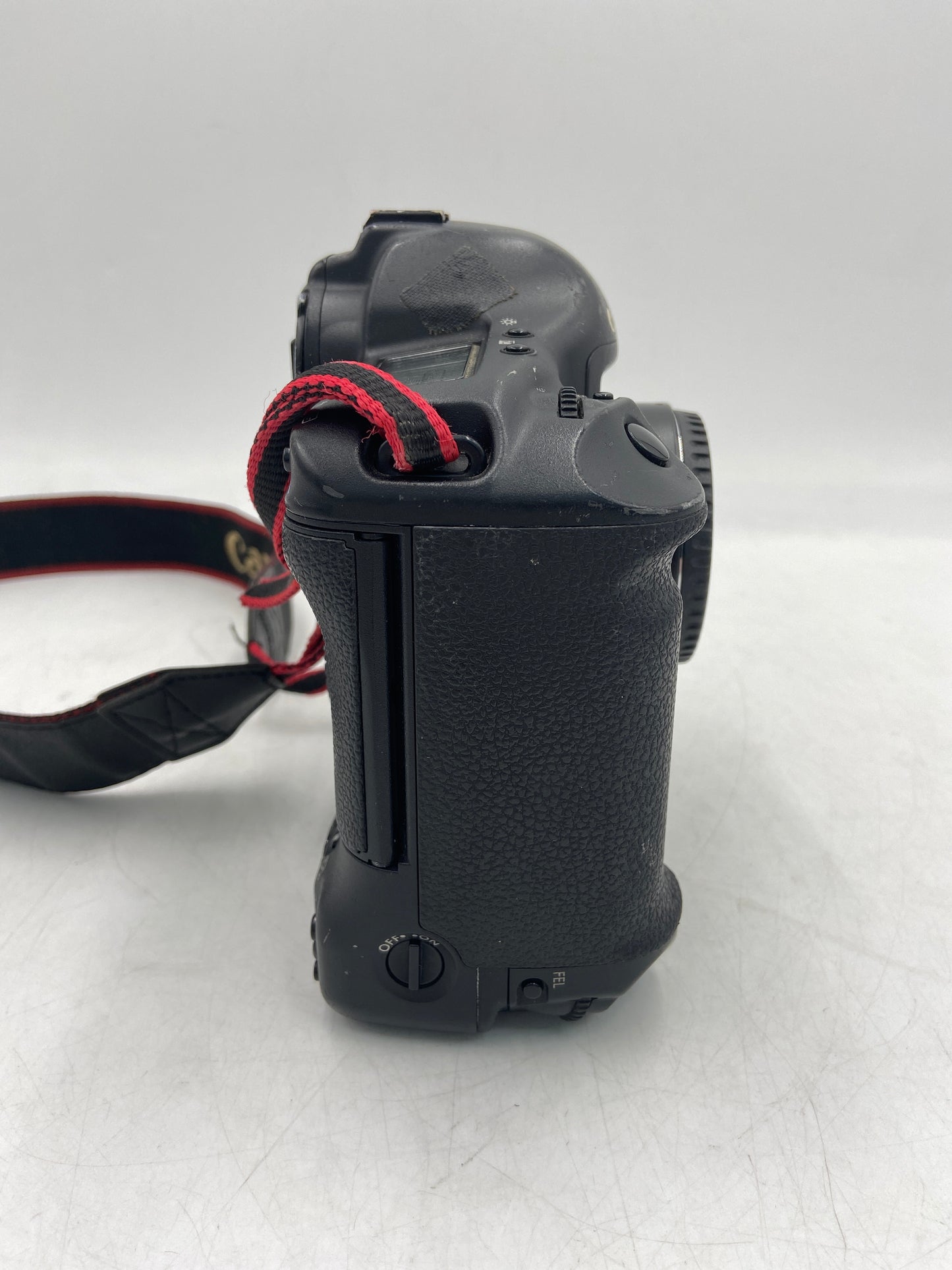 Canon EOS 1 DS Mark II 16.7MP Digital SLR DSLR Camera DS126081